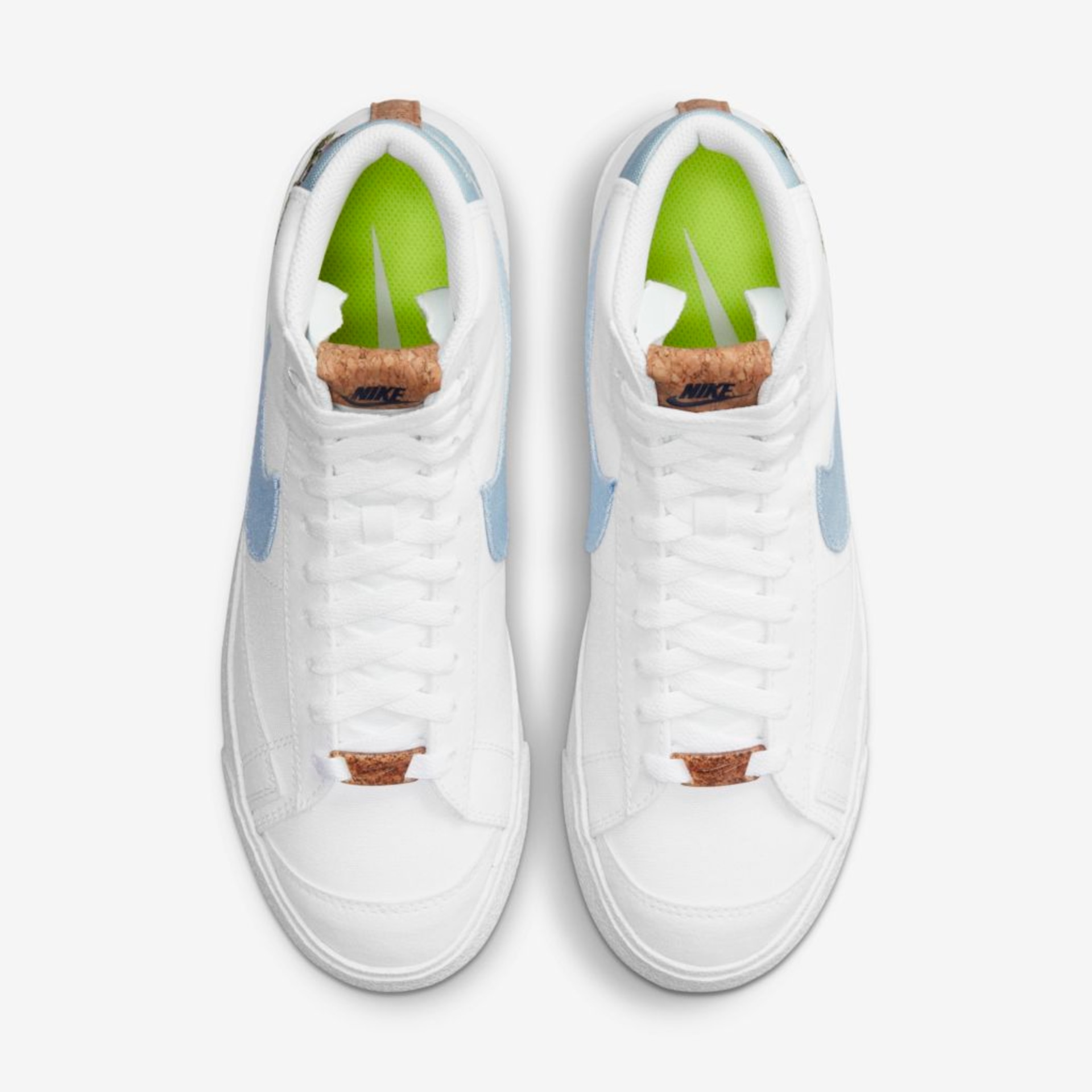 Tênis Nike Blazer Mid '77 Edição Especial Feminino - Foto 4