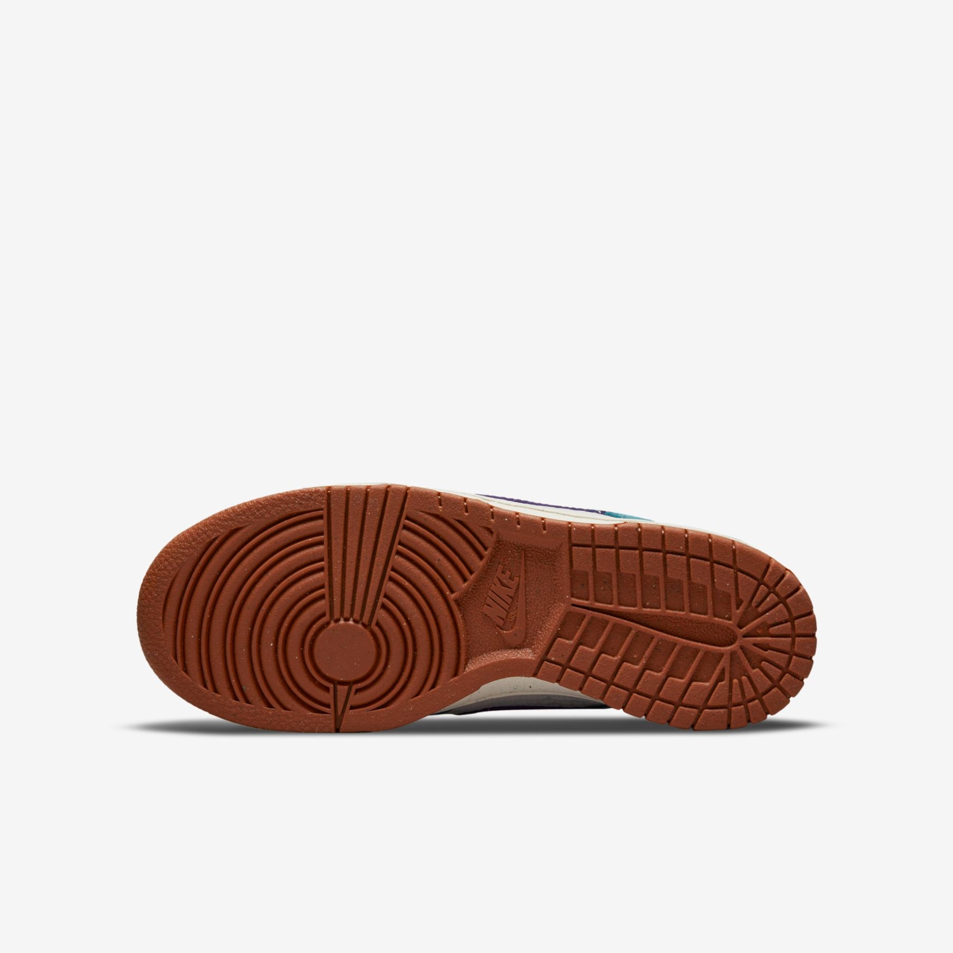 Tênis Nike Dunk Low SE GS Infantil - Foto 2