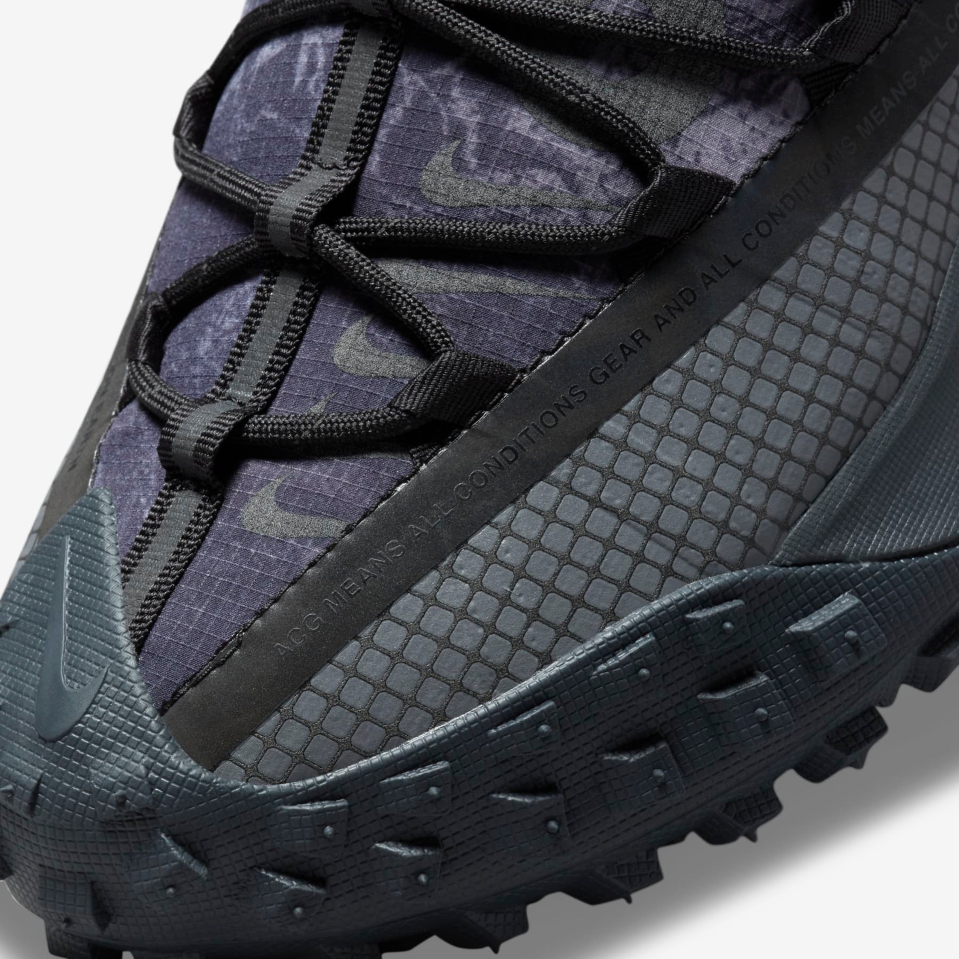 Tênis Nike ACG Mountain Fly Low Unissex - Foto 7