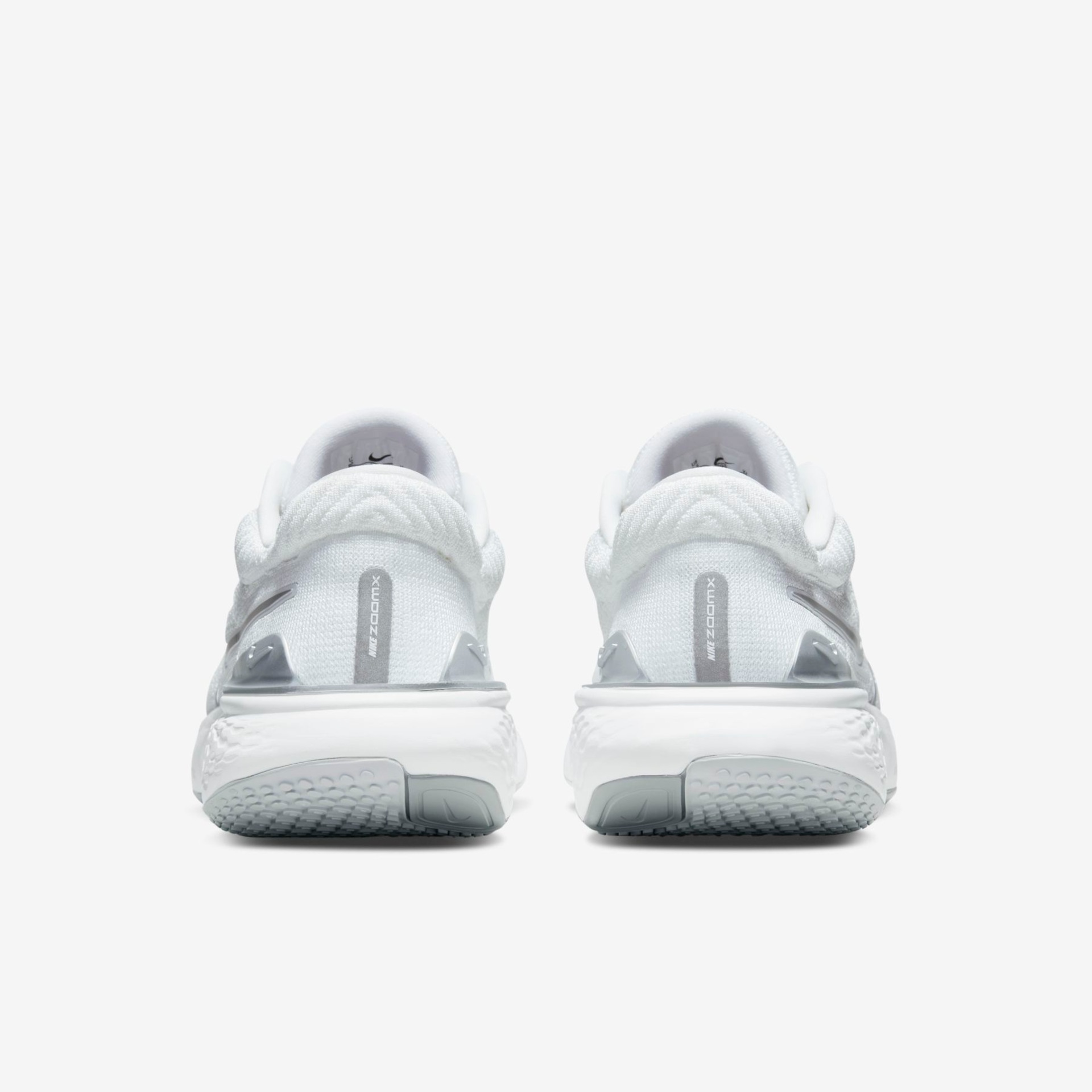 Tênis Nike ZoomX Invincible Run Flyknit 2 Feminino - Foto 6