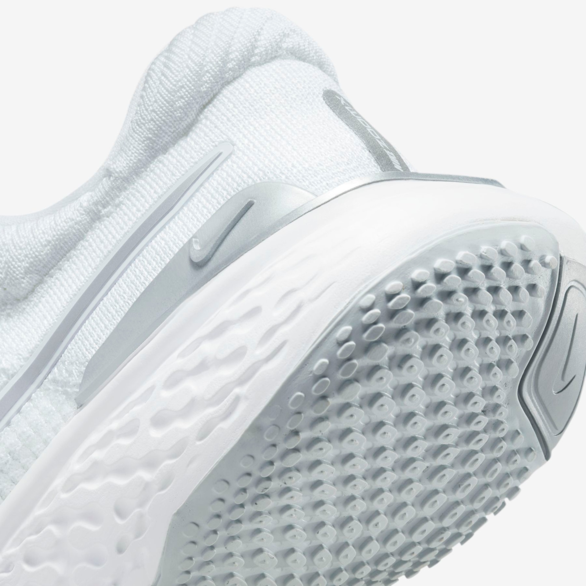 Tênis Nike ZoomX Invincible Run Flyknit 2 Feminino - Foto 8
