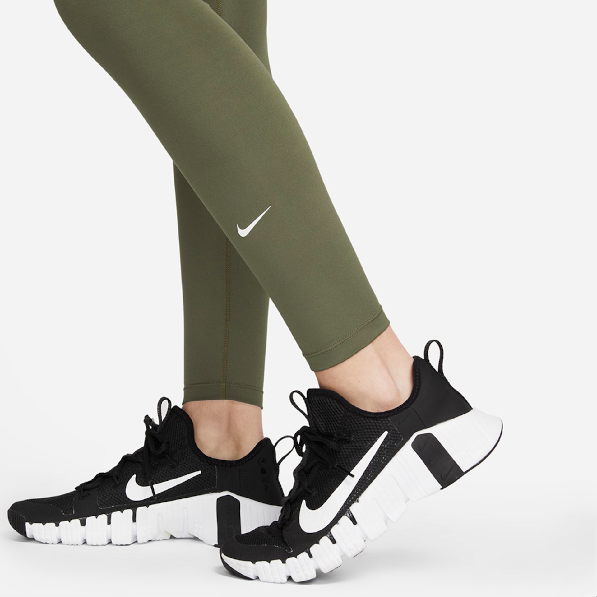 Legging Nike Dri-FIT One Feminina - Foto 4