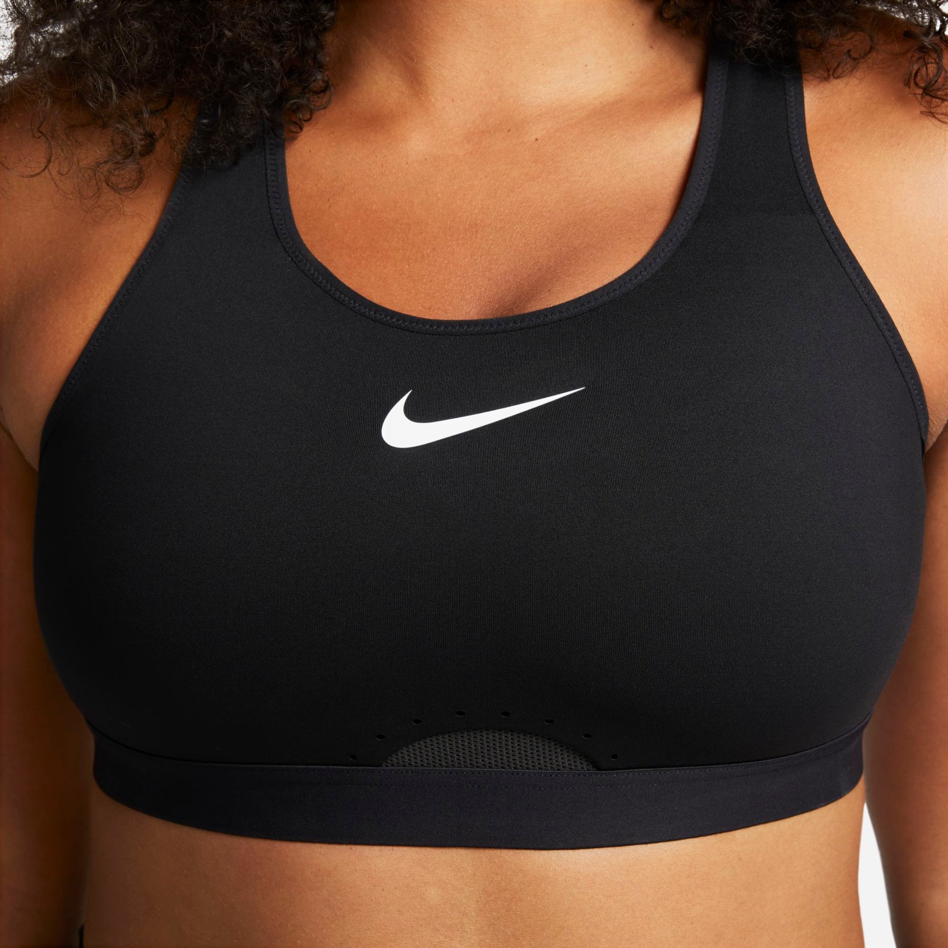 Top Nike Swoosh Feminino - Foto 3