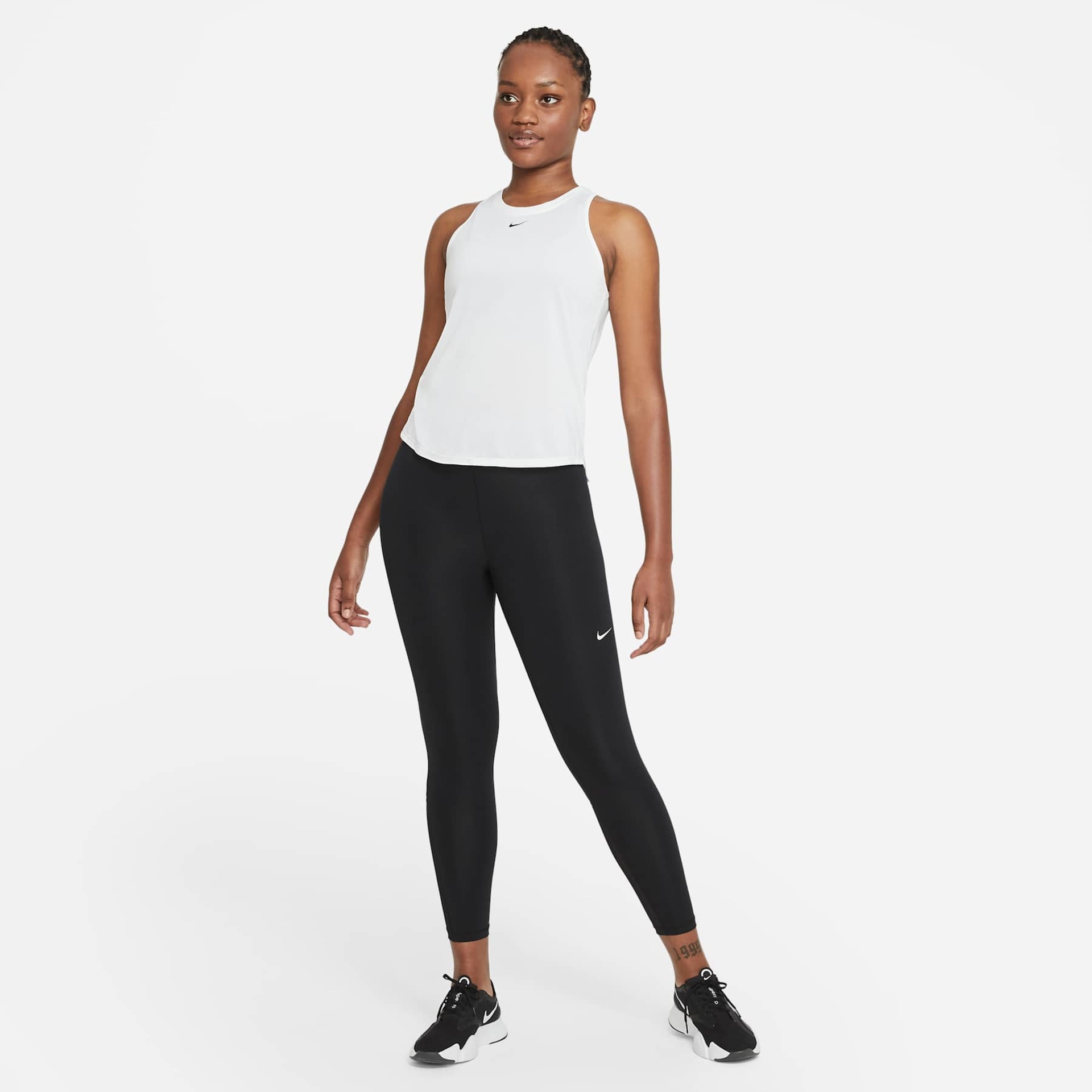Regata Nike Dri-FIT One Feminina - Foto 5