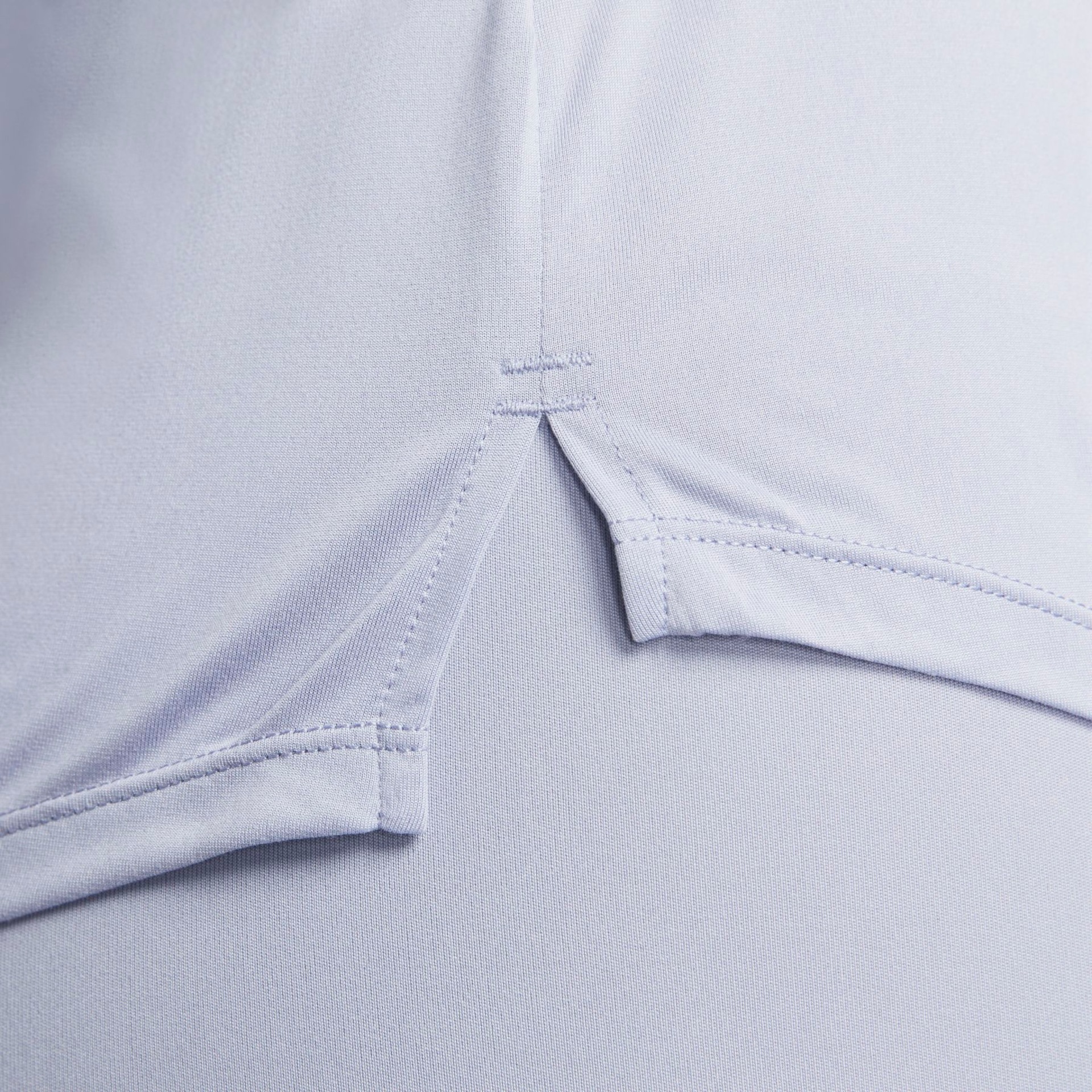 Camiseta Nike Dri-FIT One Feminina - Foto 4