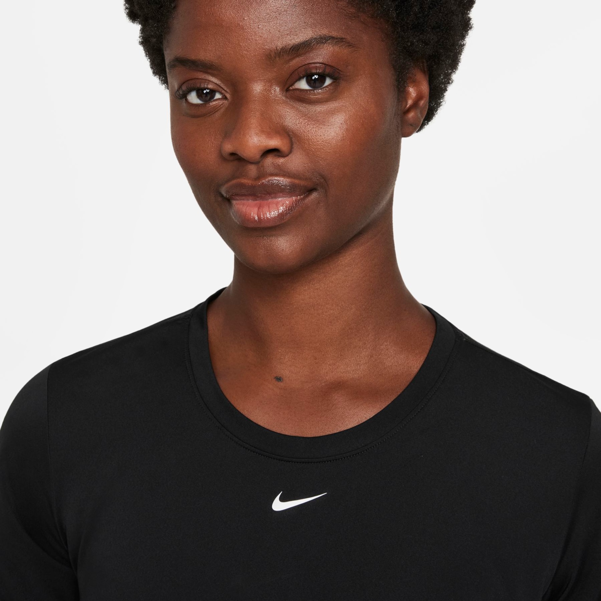 Camiseta Nike Dri-FIT One Feminina - Foto 3