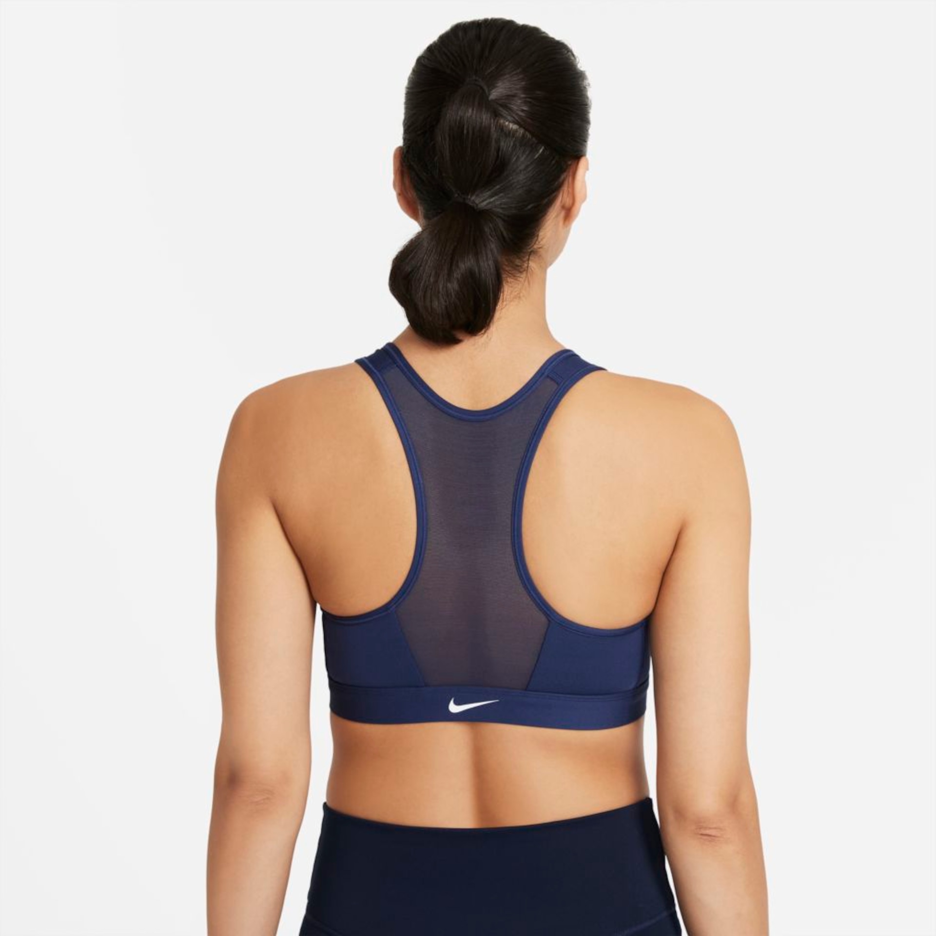 Top Nike Dri-FIT Swoosh Feminino - Foto 2
