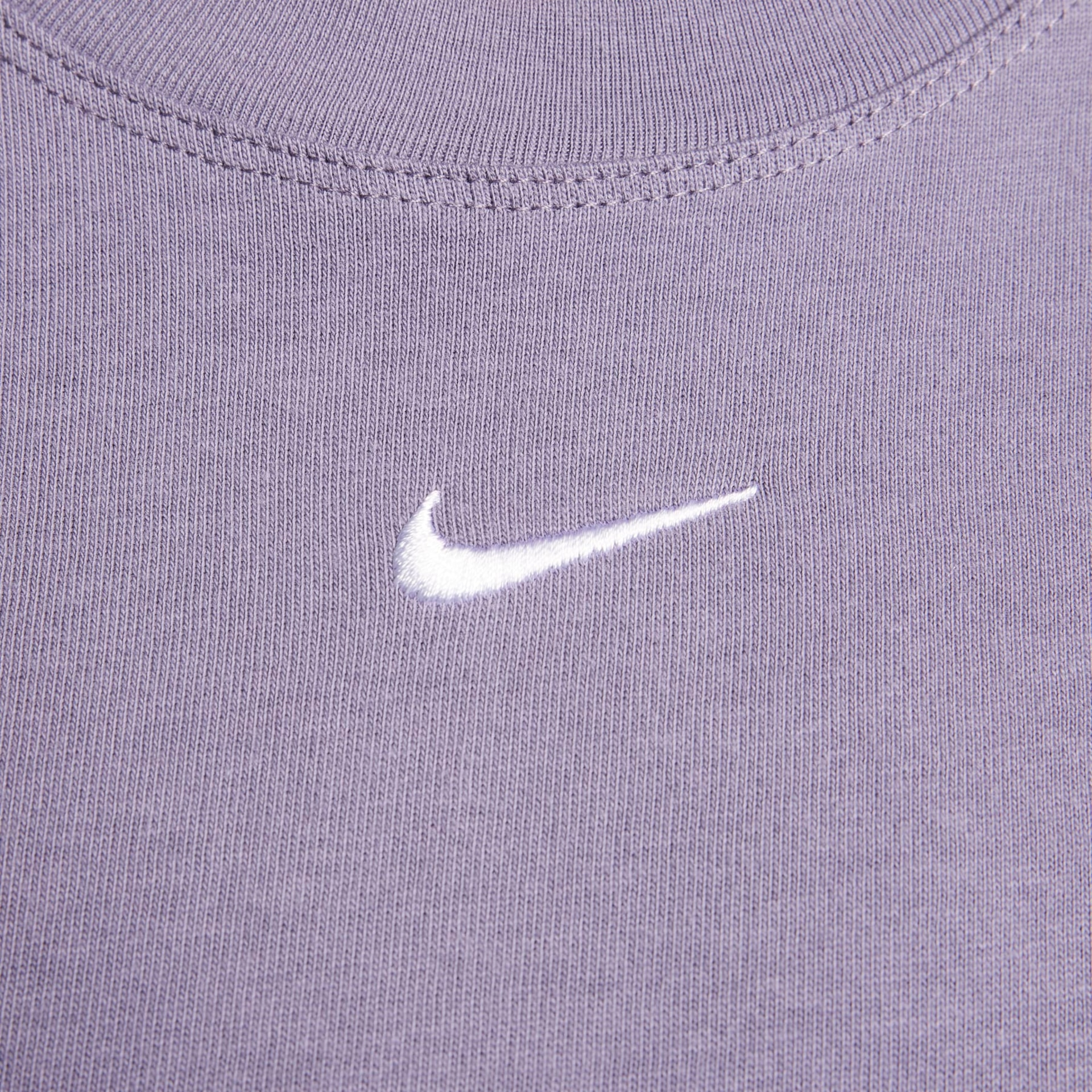 Camiseta Nike Sportswear Essentials Feminina - Foto 3