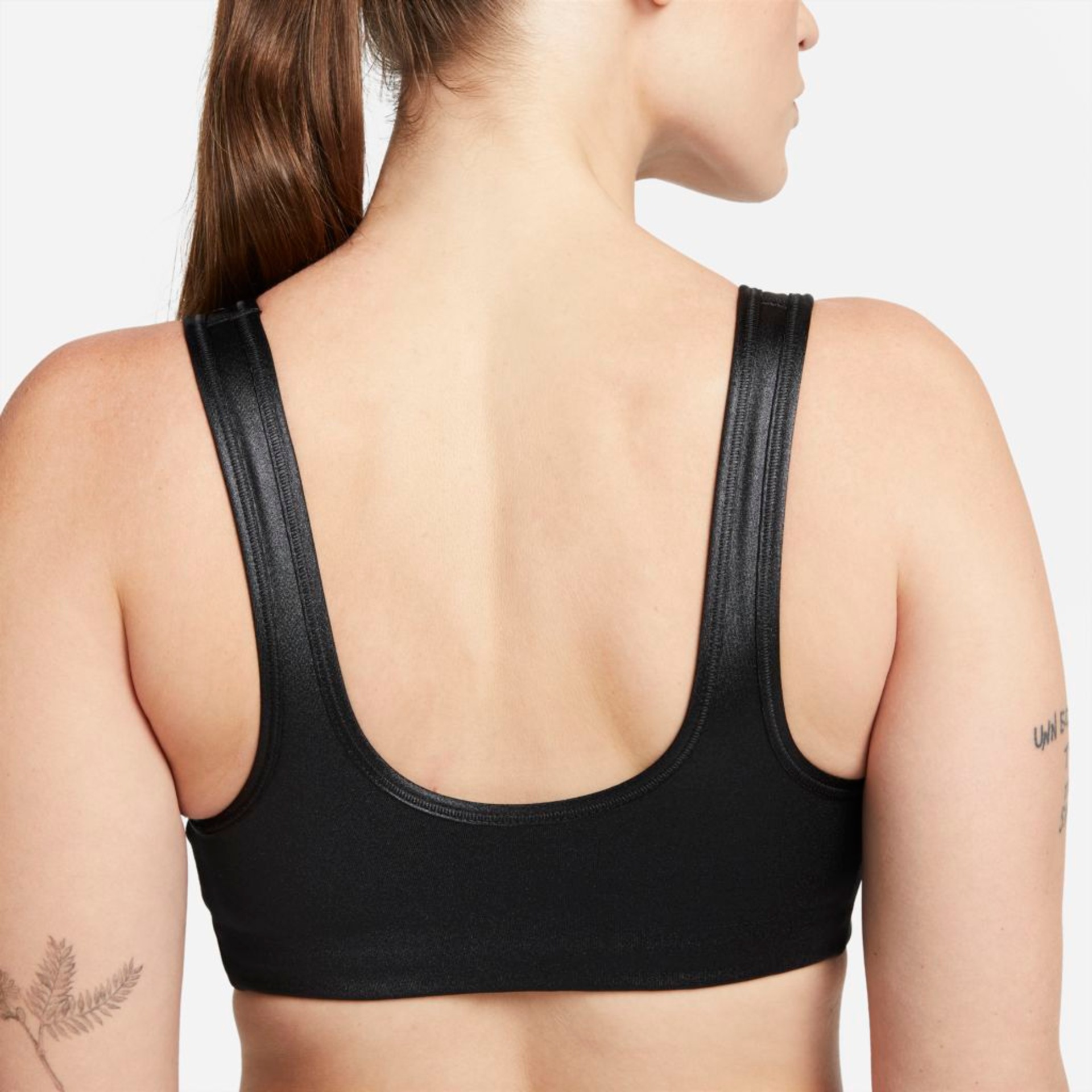 Top Nike Dri-FIT Swoosh Feminino - Foto 4