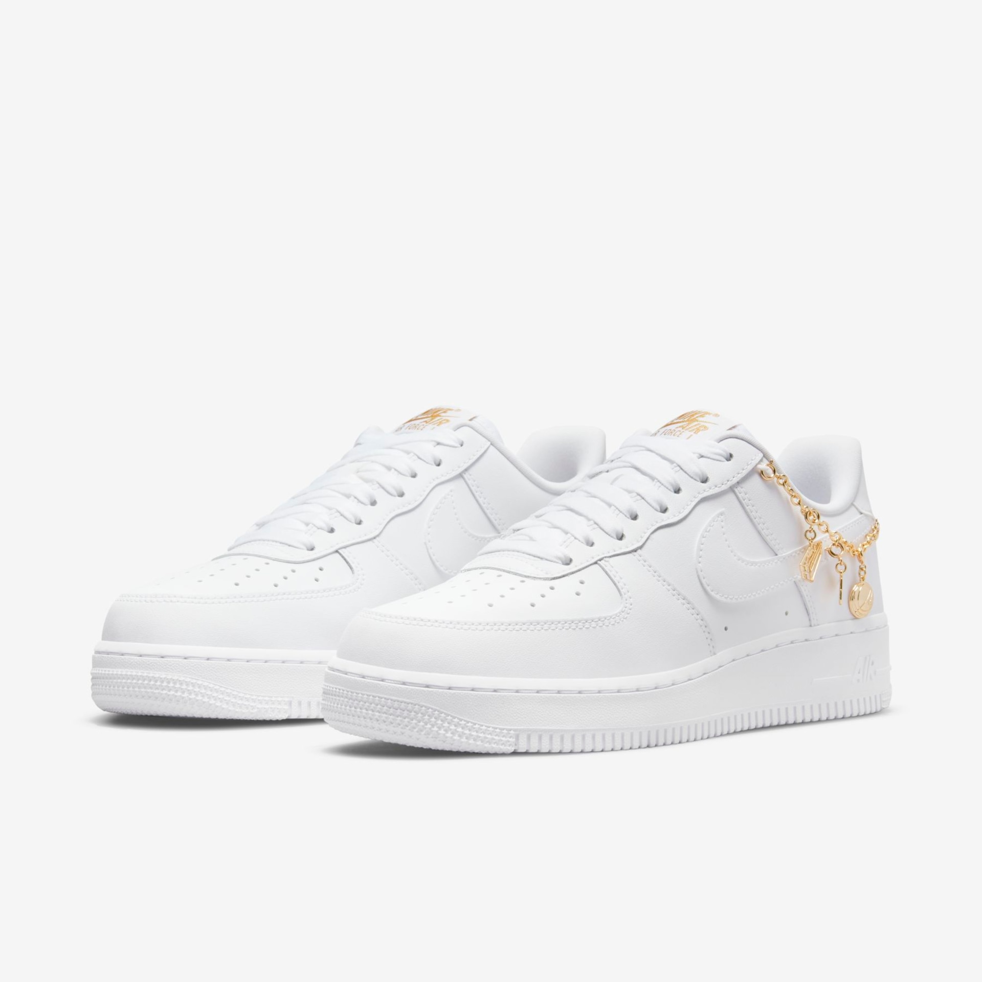 Tênis Nike Sportswear Air Force 1 '07 LX Feminino - Foto 5