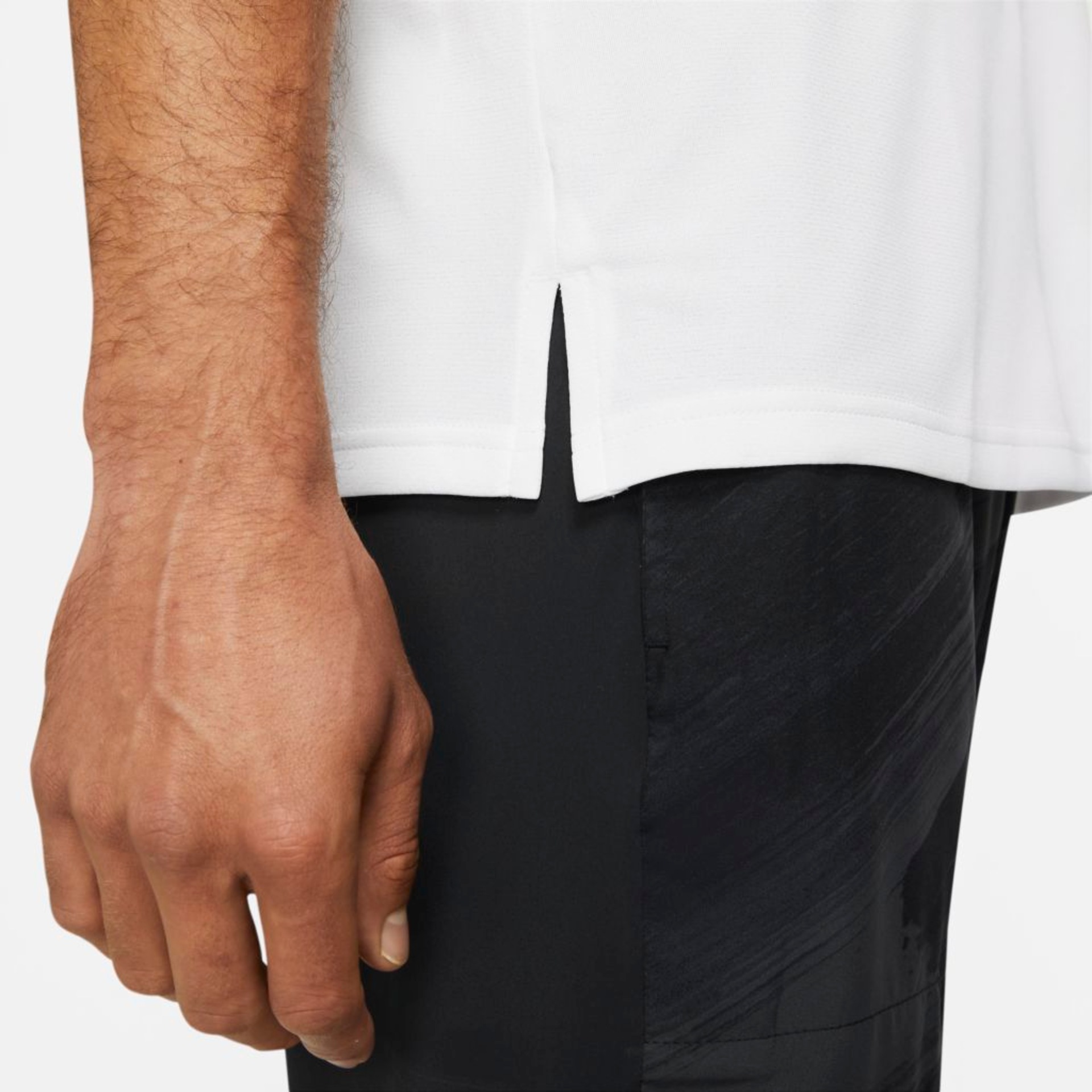 Camiseta Nike Pro Dri-FIT SuperSet Sport Clash Masculina - Foto 4