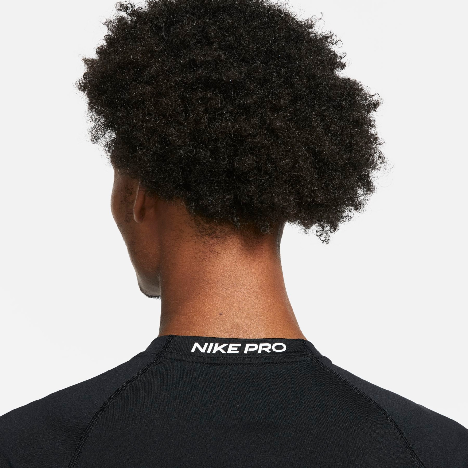 Camiseta Nike Pro Dri-FIT Masculina - Foto 5