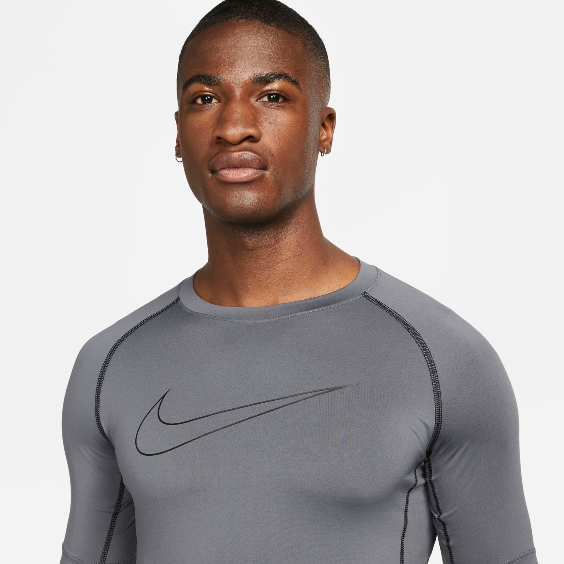 Camiseta Nike Pro Dri-FIT Masculina - Foto 3