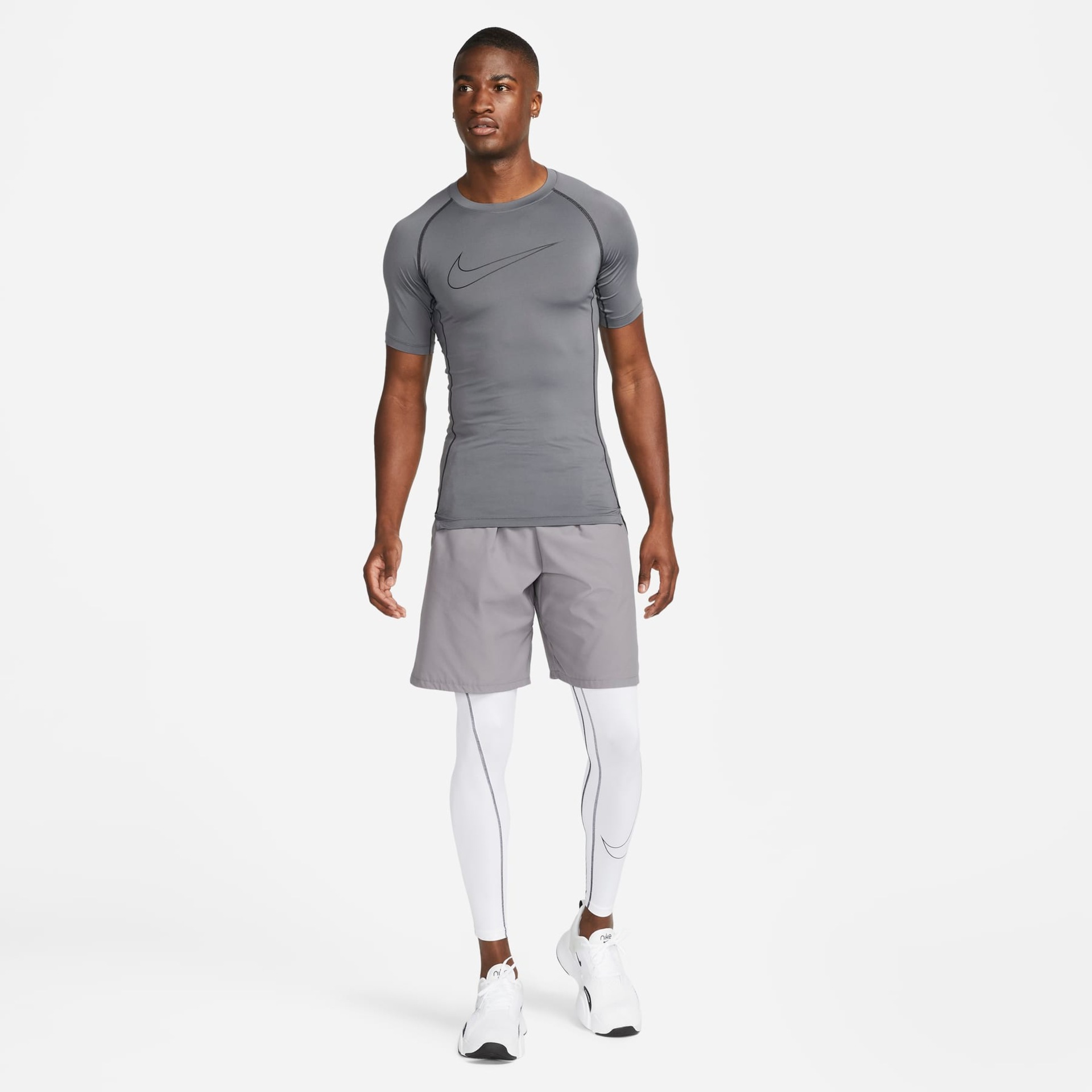 Camiseta Nike Pro Dri-FIT Masculina - Foto 5