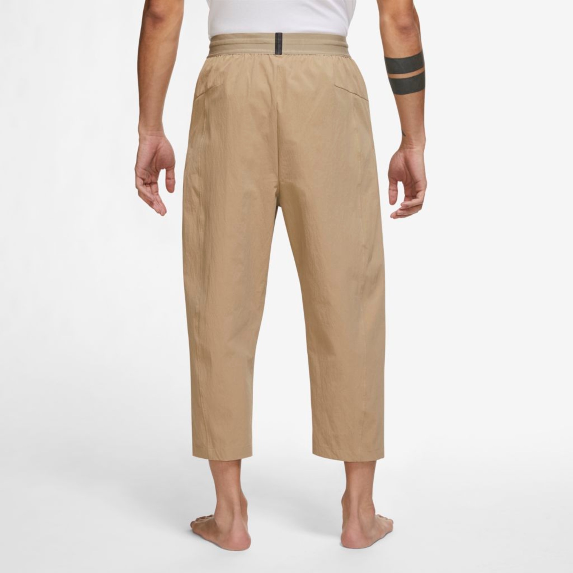 Calça Nike Yoga Dri-FIT Masculina - Foto 2