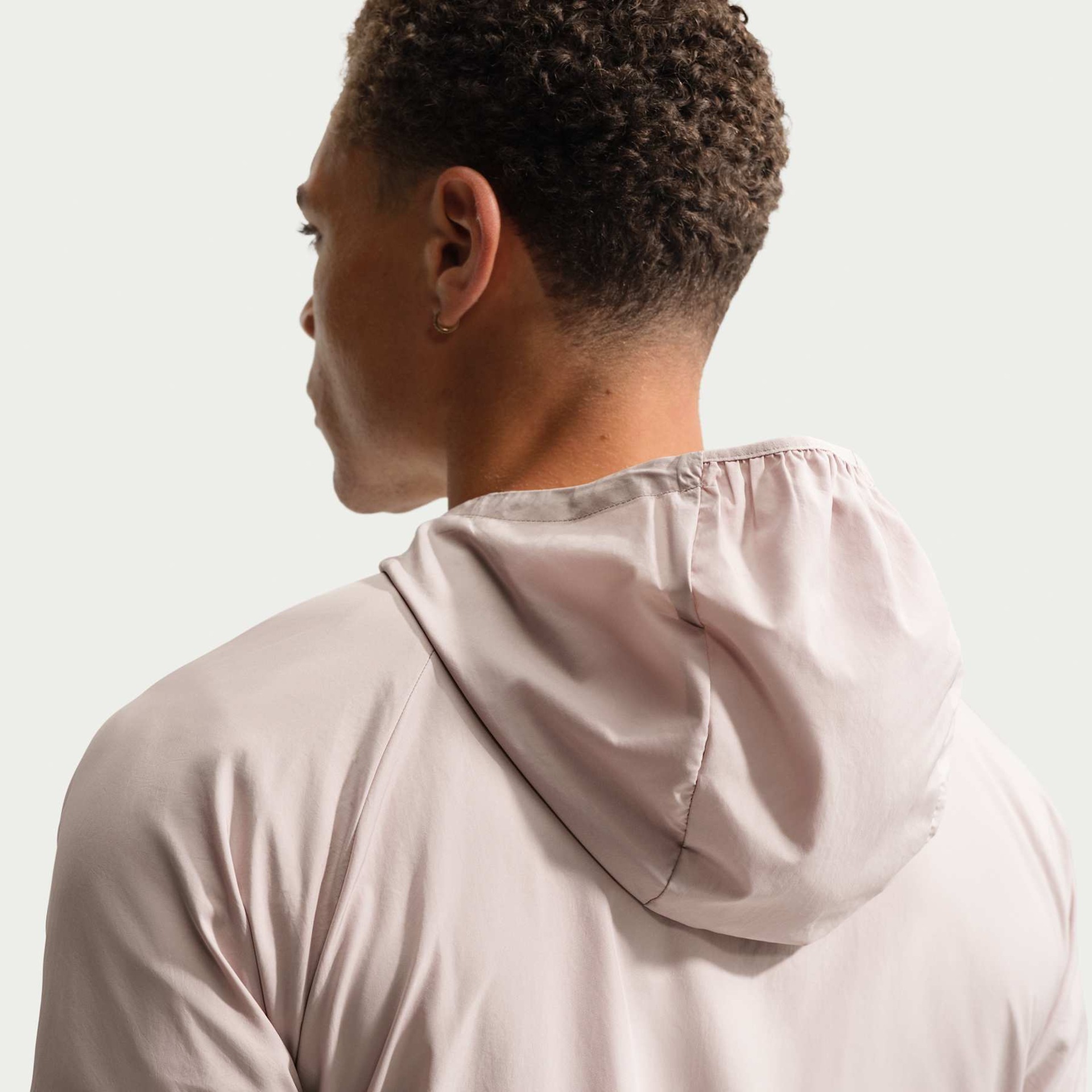 Jaqueta Nike Repel Miler Masculina - Foto 2