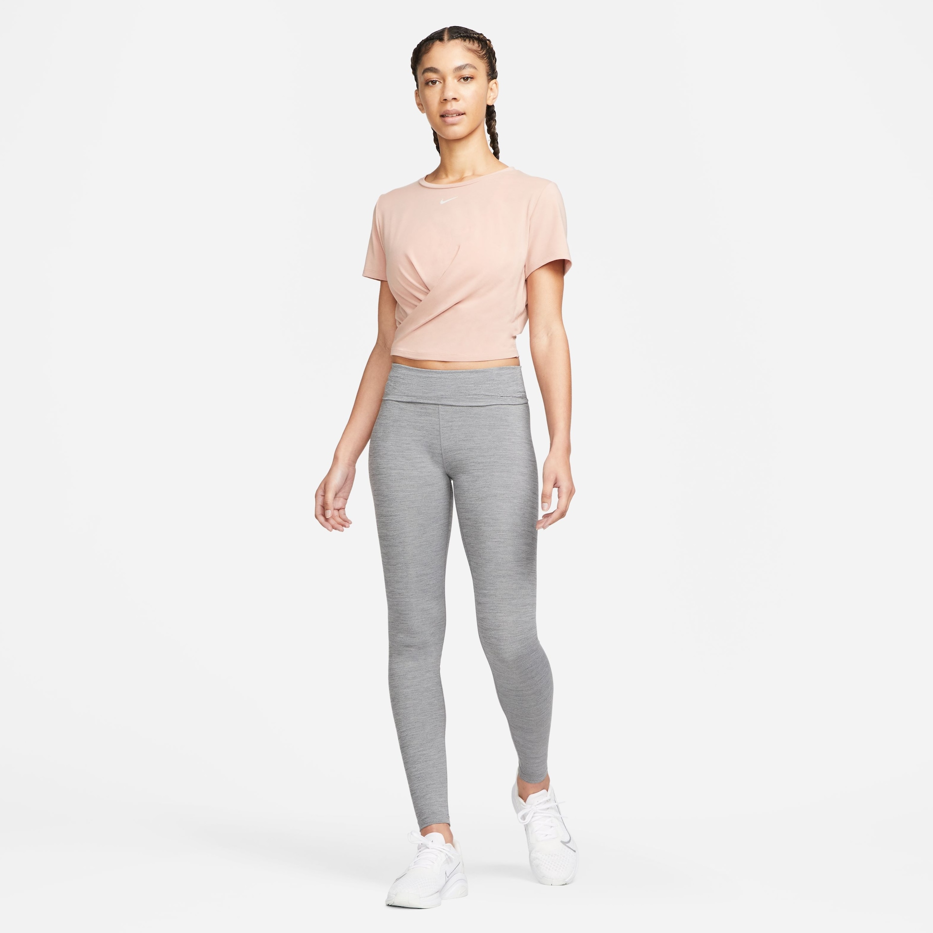 Camiseta Nike Dri-FIT One Luxe Feminina - Foto 7