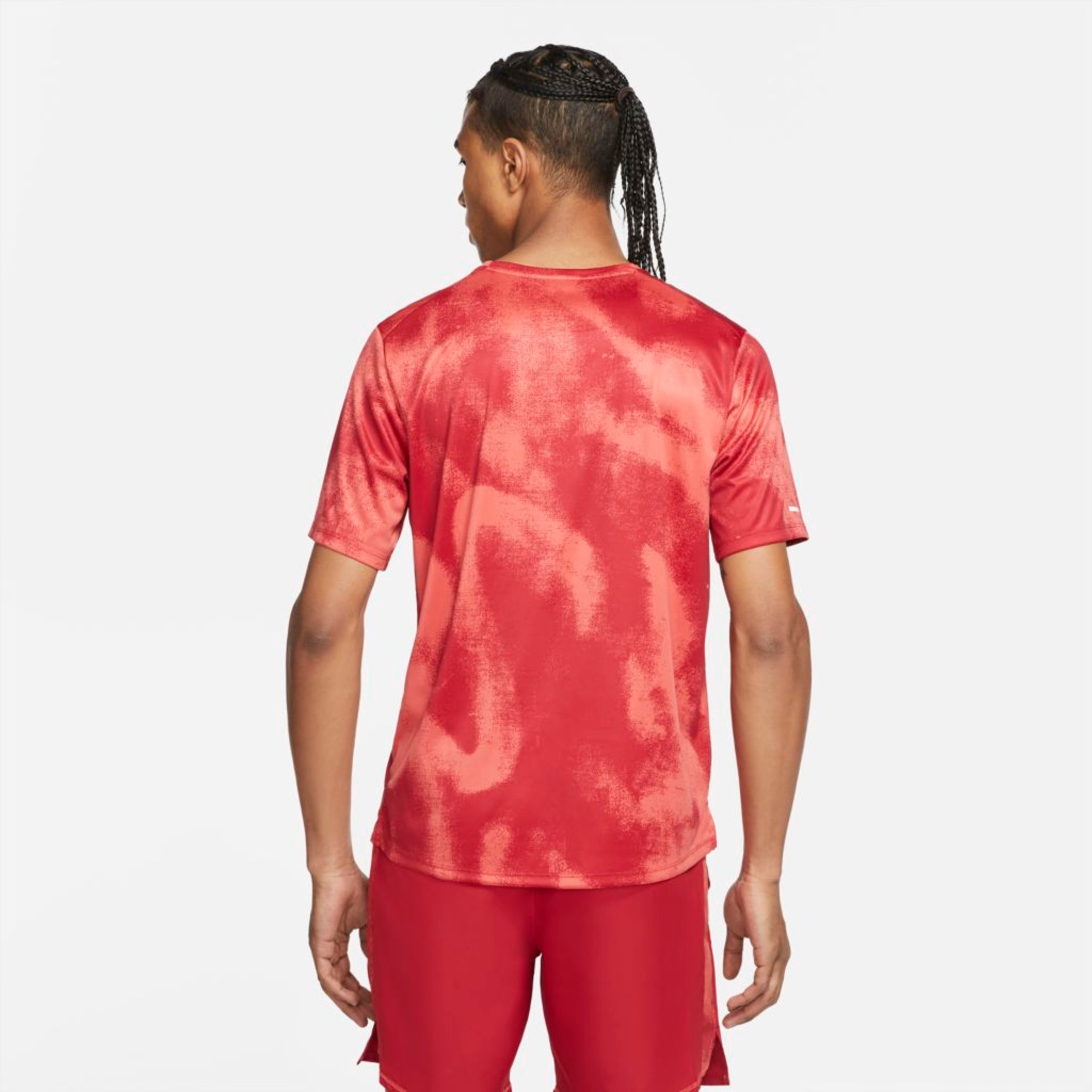 Camiseta Nike Dri-FIT Miler Wild Run Masculina - Foto 2