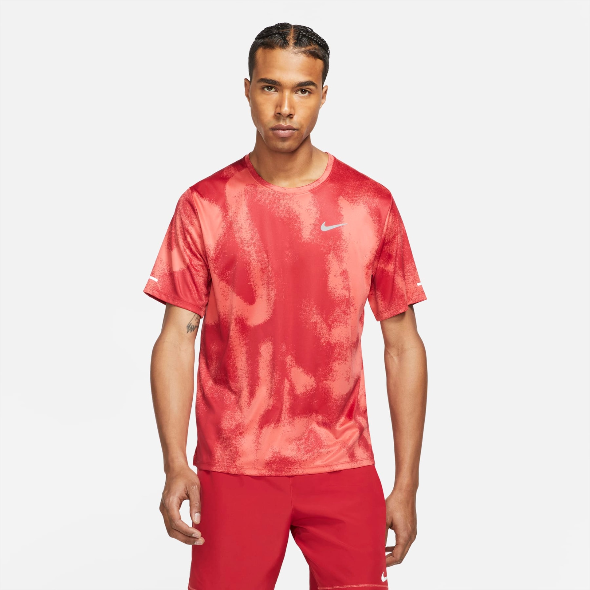 Camiseta Nike Dri-FIT Miler Wild Run Masculina - Foto 1