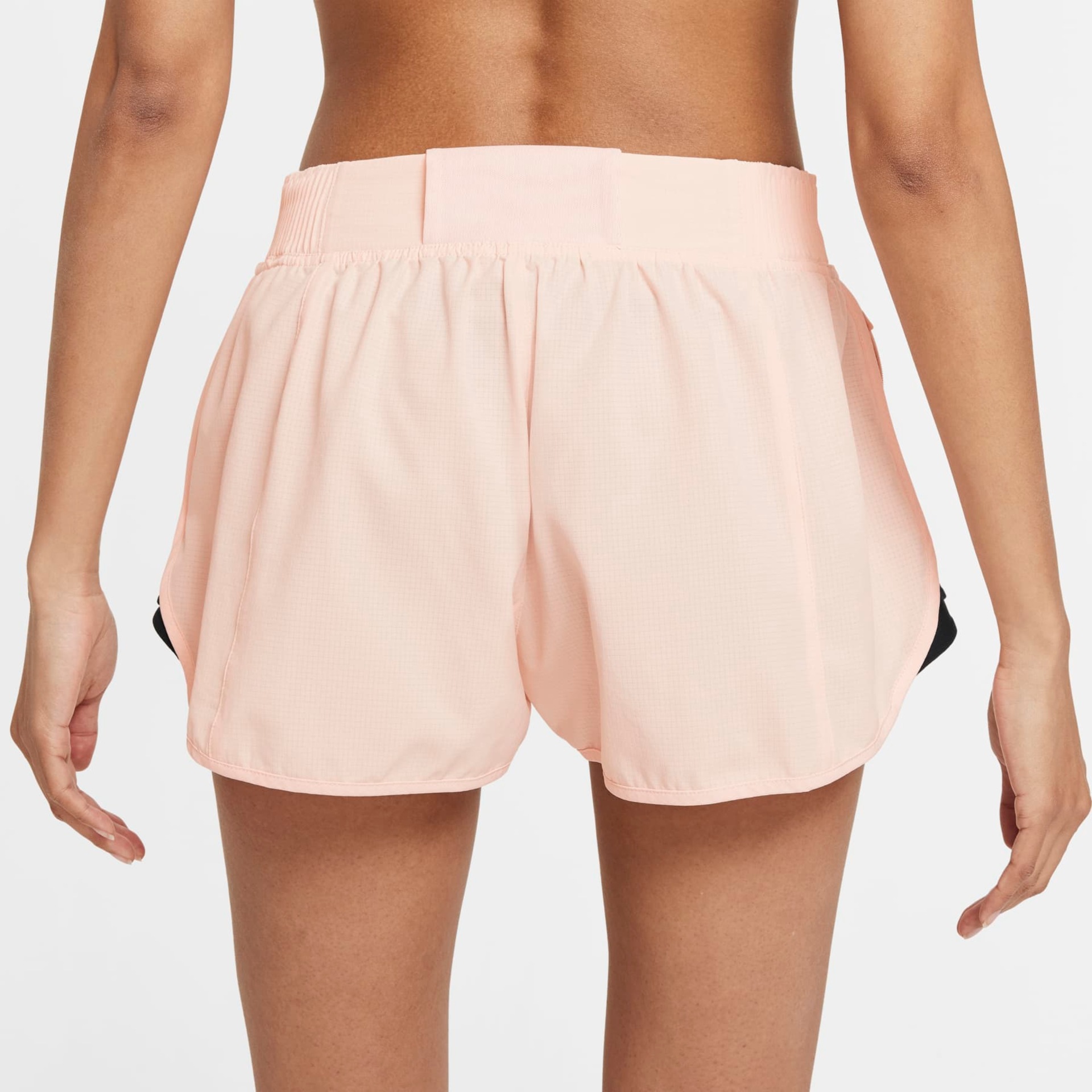 Shorts Nike Dri-FIT Run Division Tempo Luxe Feminino - Foto 3