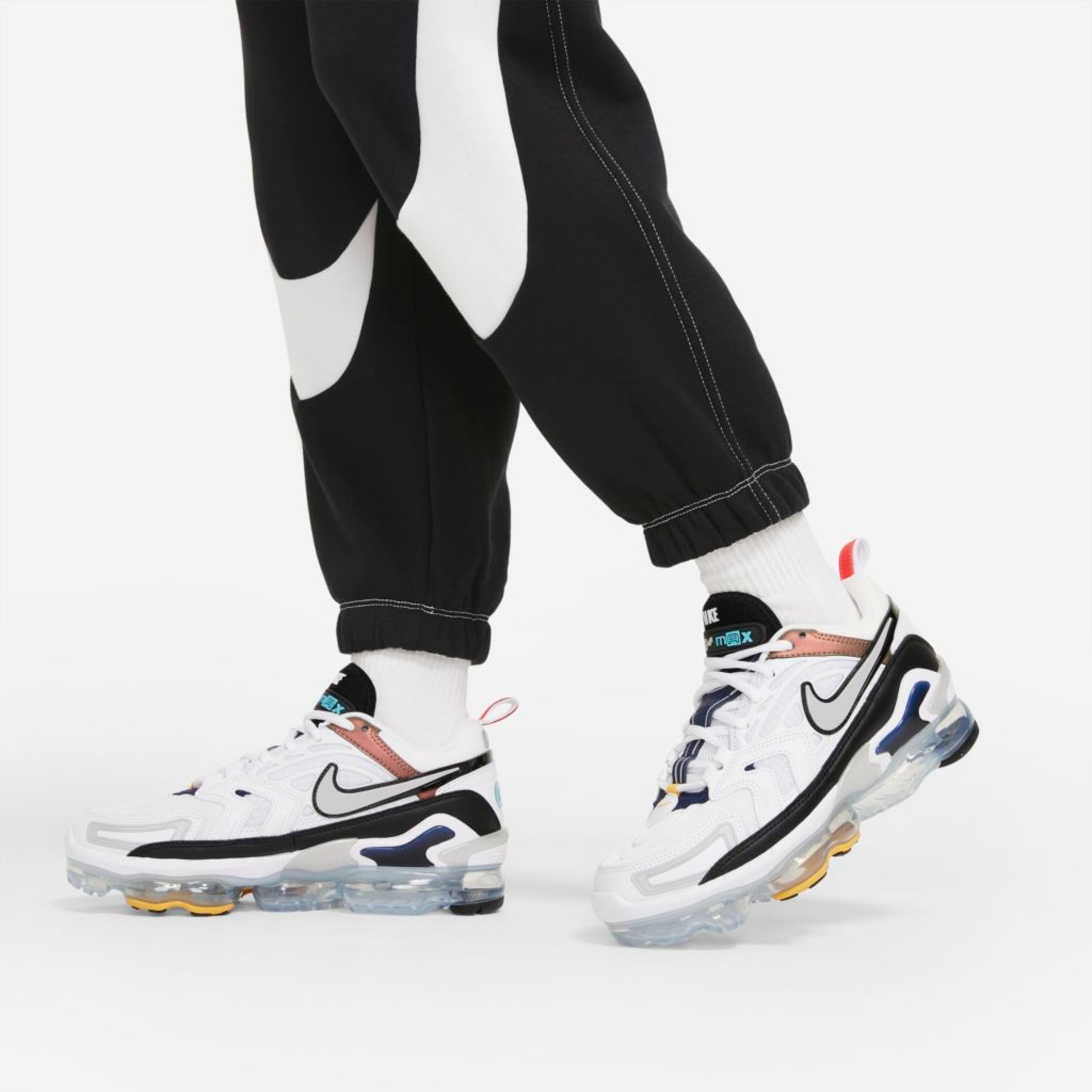 Calça Nike Sportswear Swoosh Feminina - Foto 6