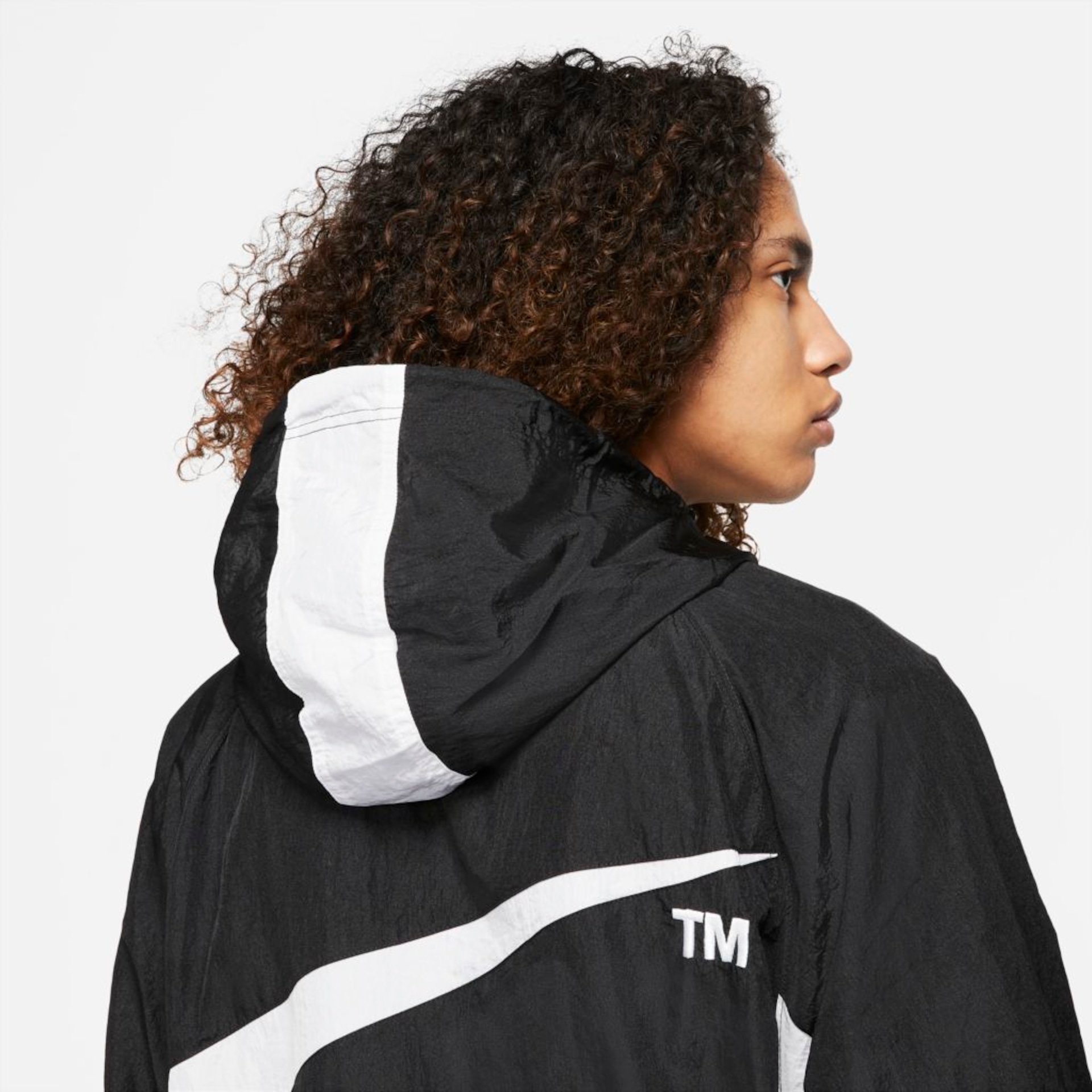 Jaqueta Nike Sportswear Swoosh Masculina - Foto 4