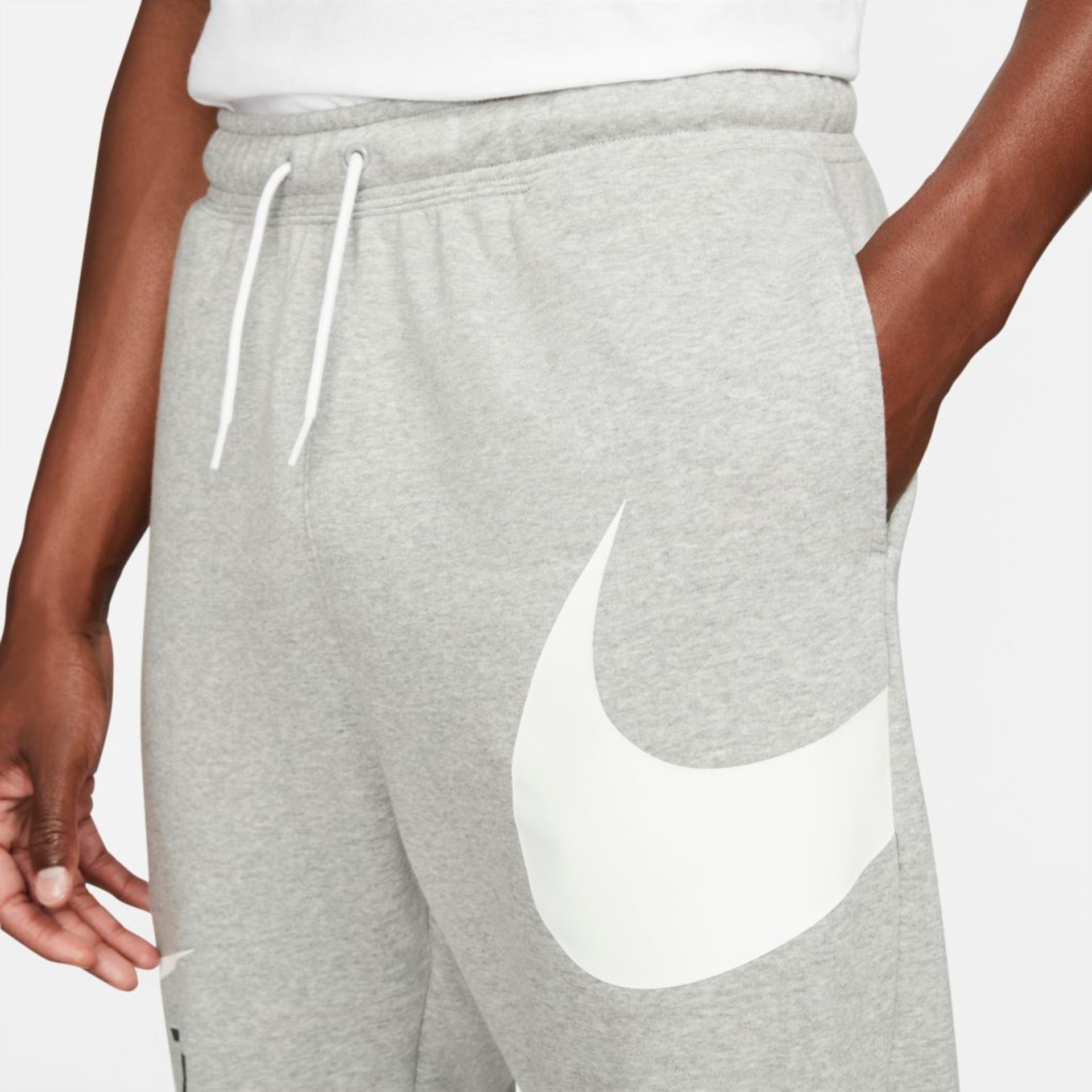 Calça Nike Sportswear Swoosh Masculina - Foto 3