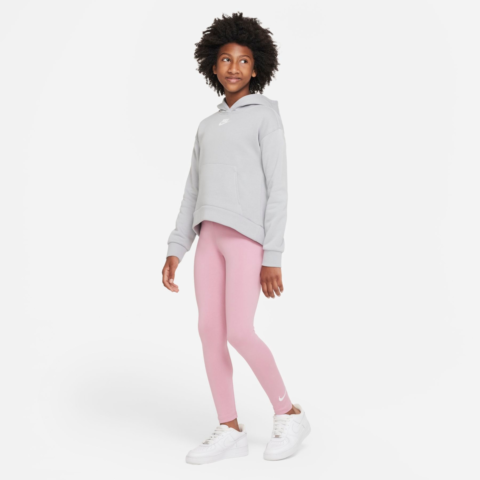 Legging Nike Sportswear Favorites Infantil - Foto 4