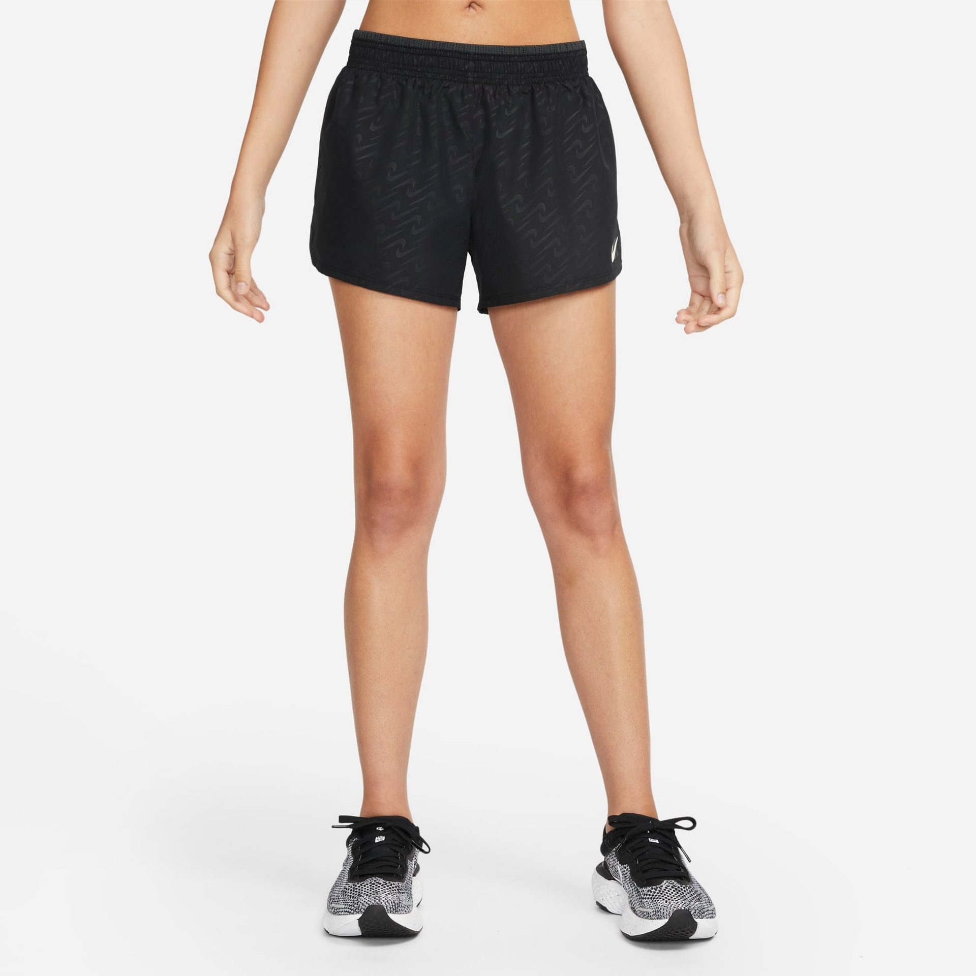 Shorts Nike Dri-FIT Icon Clash 10K Feminino - Foto 1