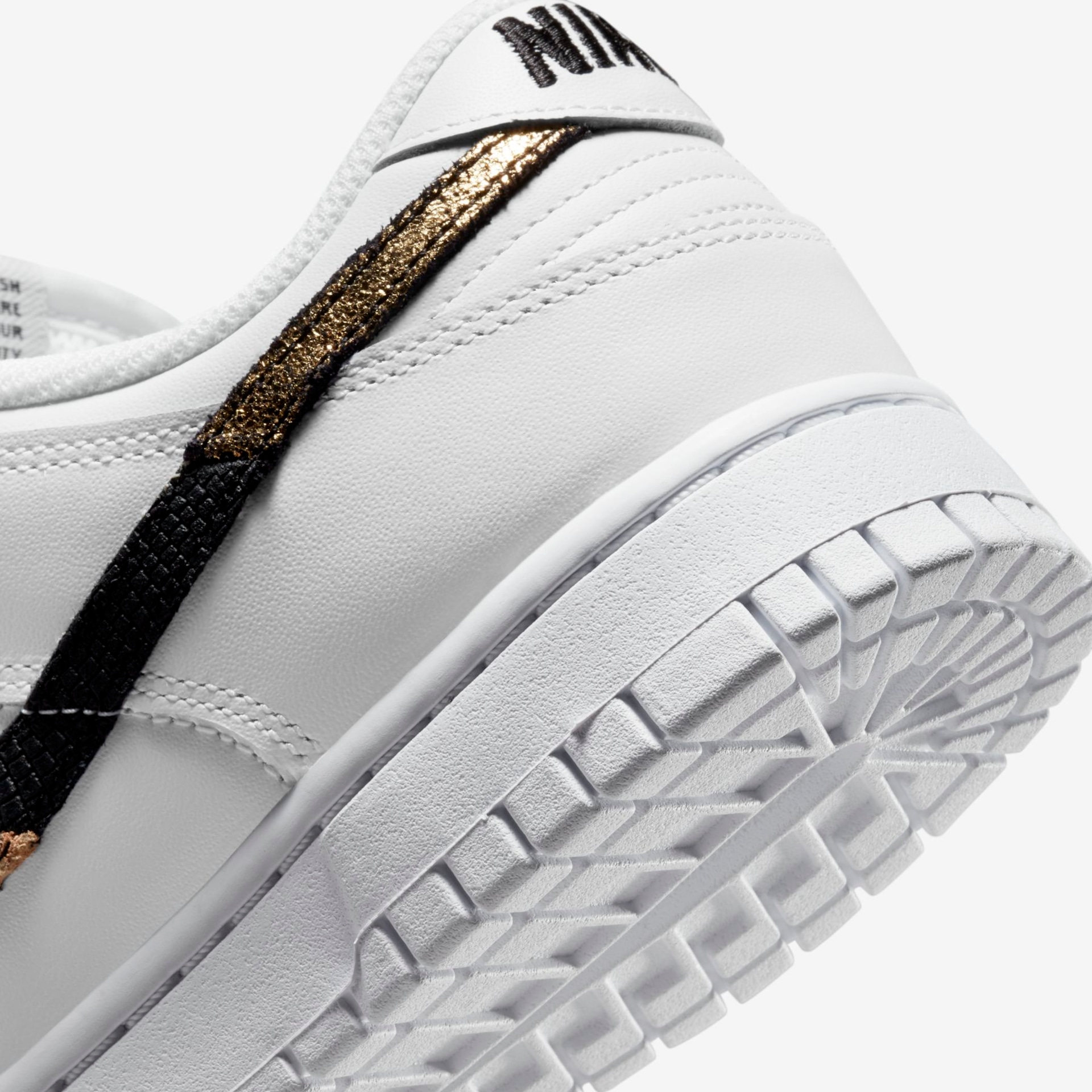 Tênis Nike Dunk Low SE Feminino - Foto 8