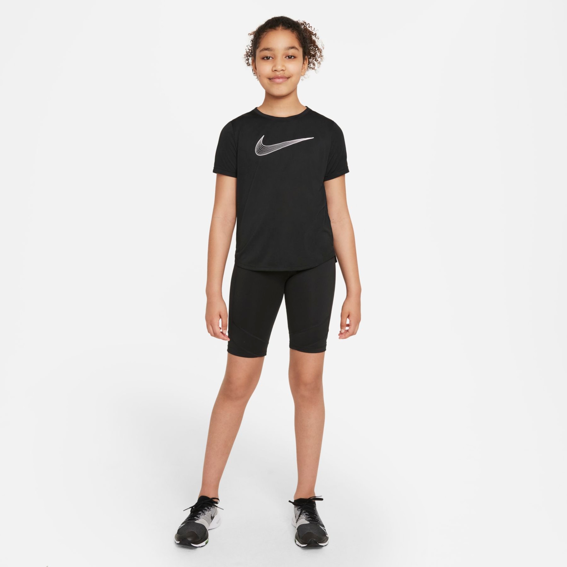 Camiseta Nike Dri-FIT One Infantil - Foto 6