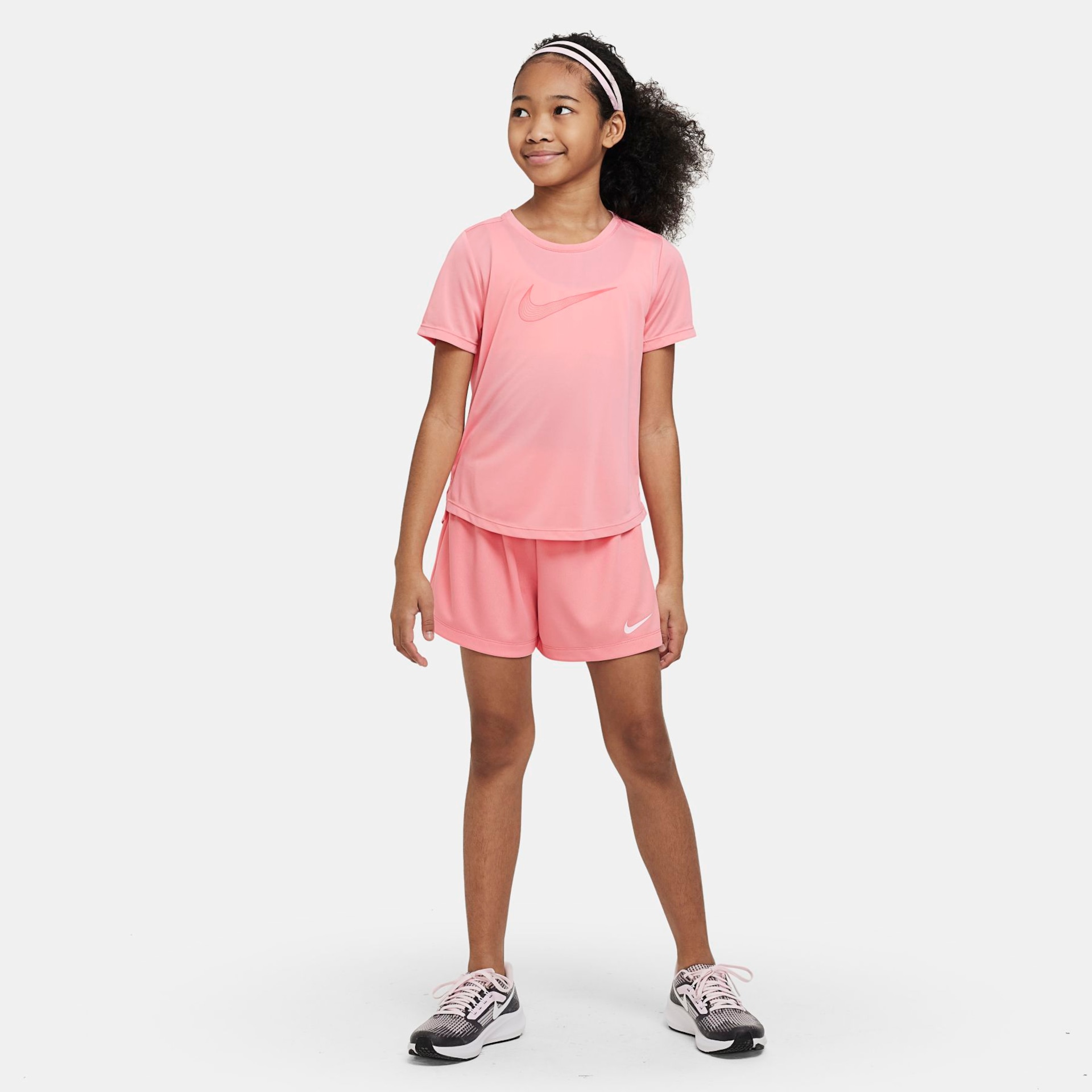 Camiseta Nike Dri-FIT One Infantil - Foto 5