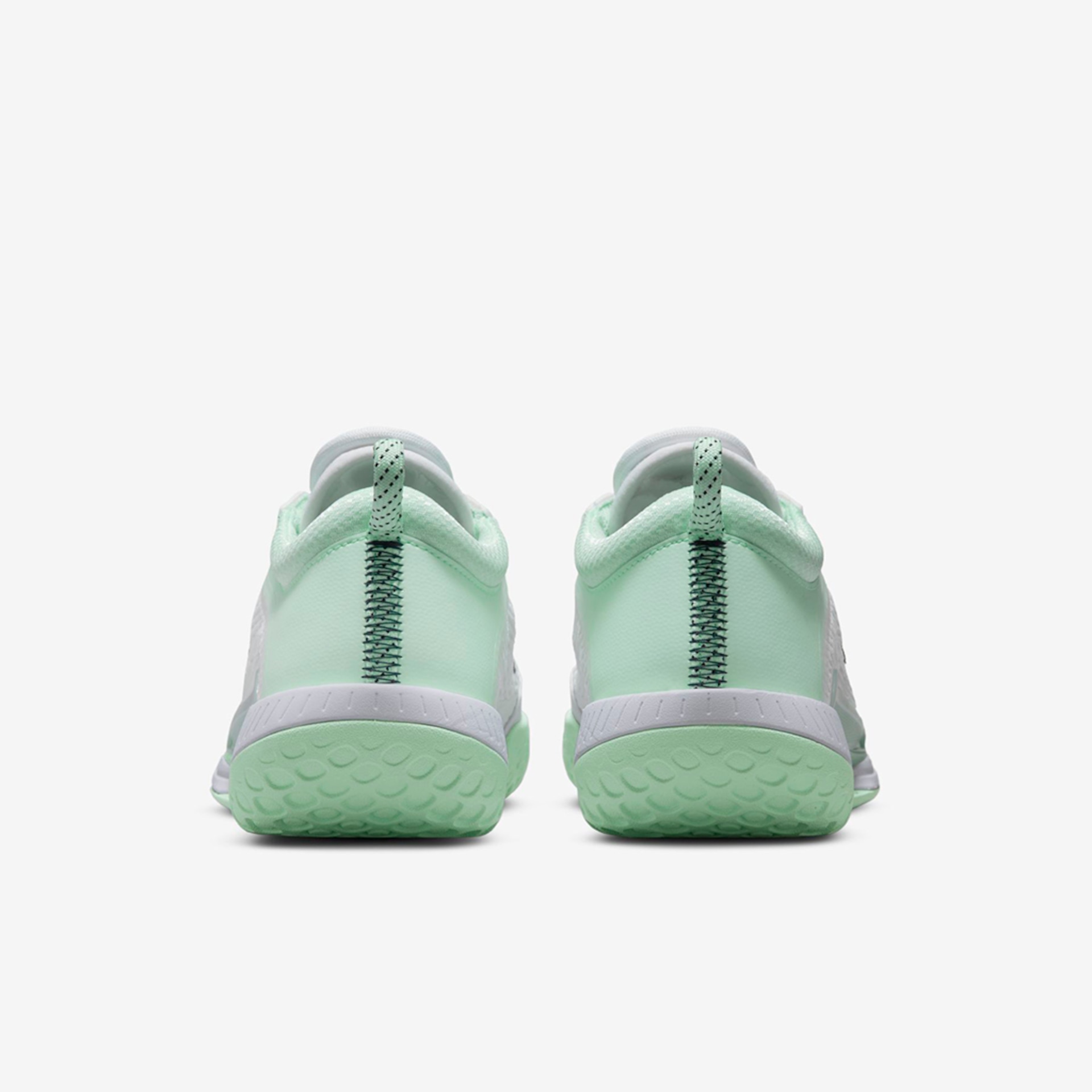 Tênis NikeCourt Zoom NXT Feminino - Foto 6
