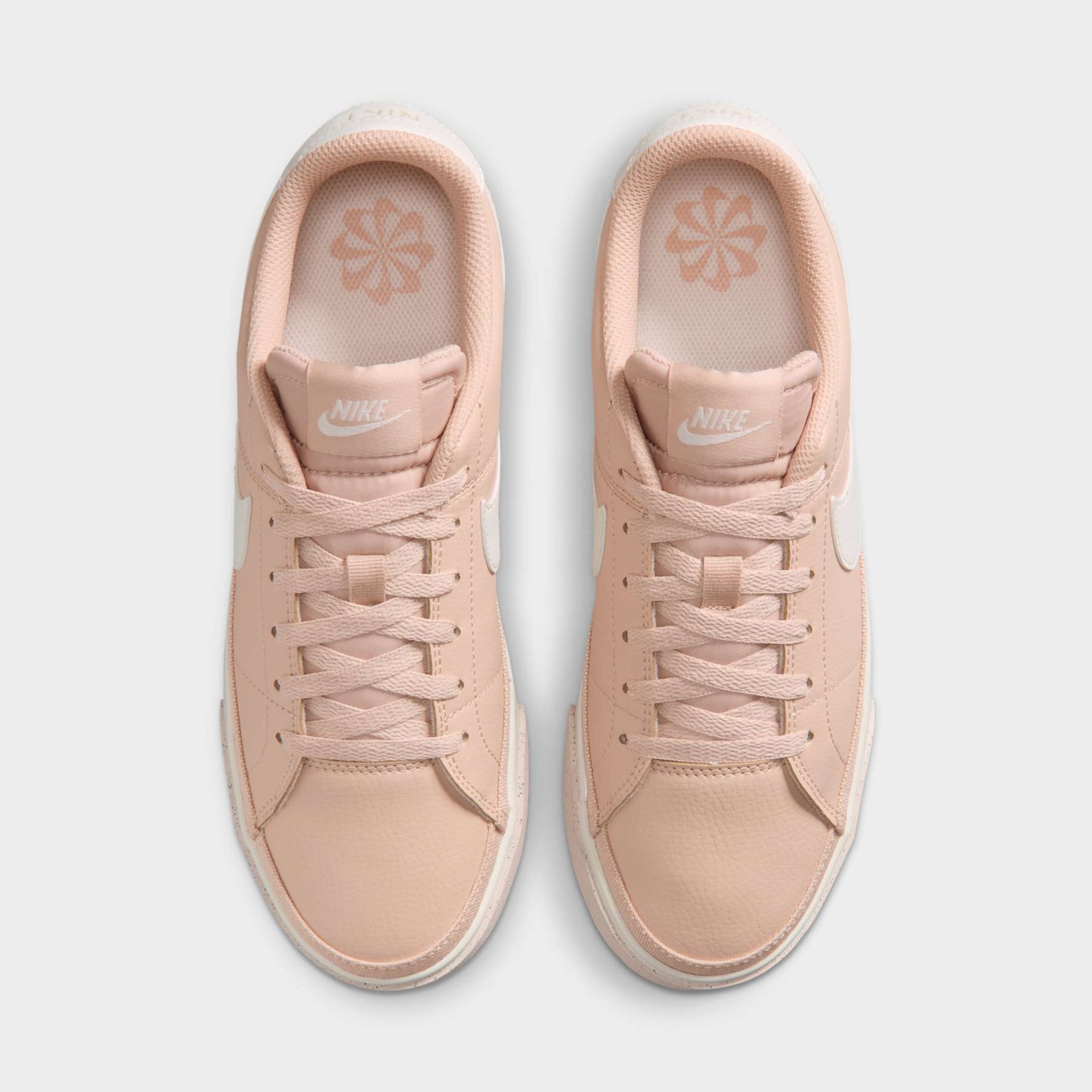 Tênis Nike Court Legacy Next Nature Feminino - Foto 4