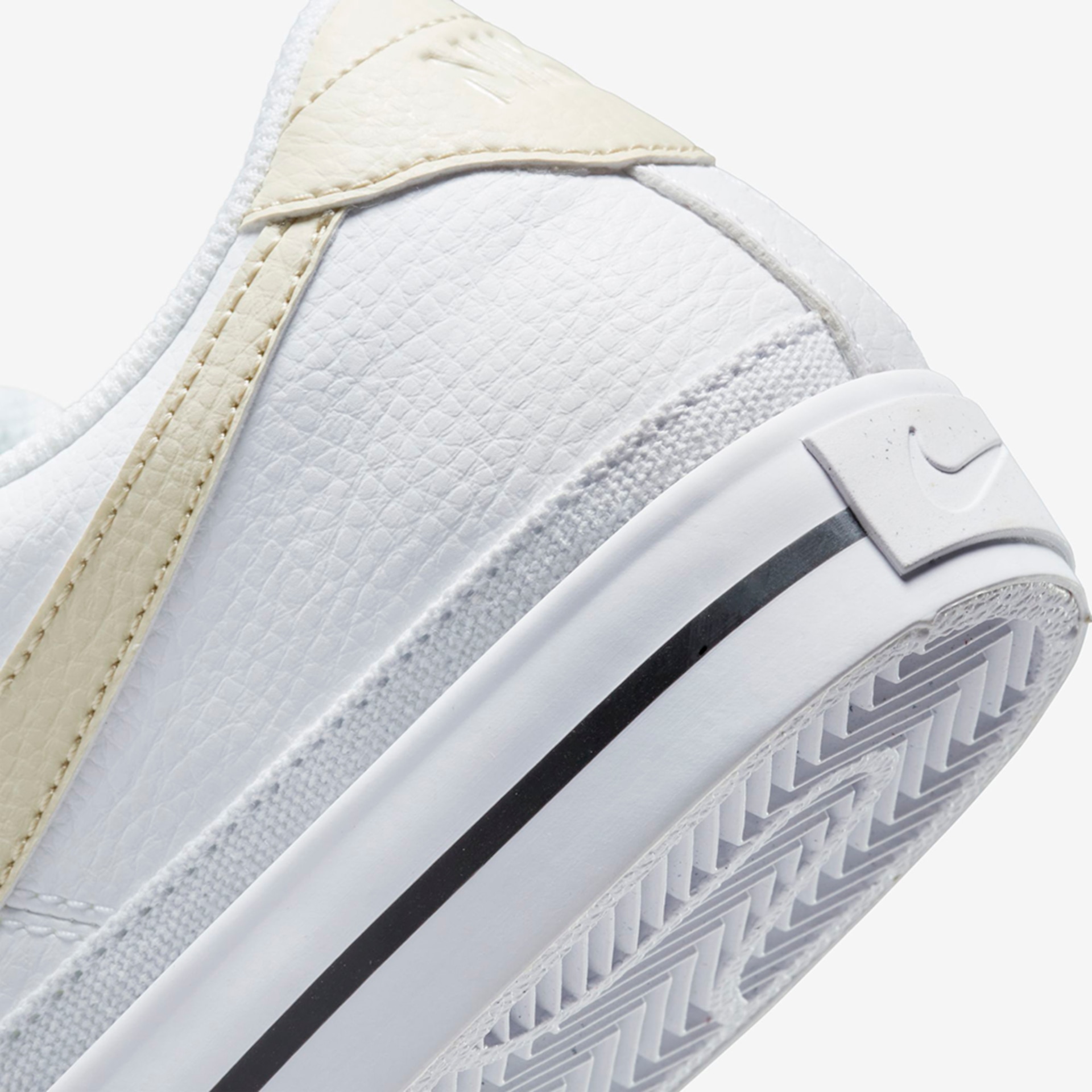 Tênis Nike Court Legacy Next Nature Feminino - Foto 8