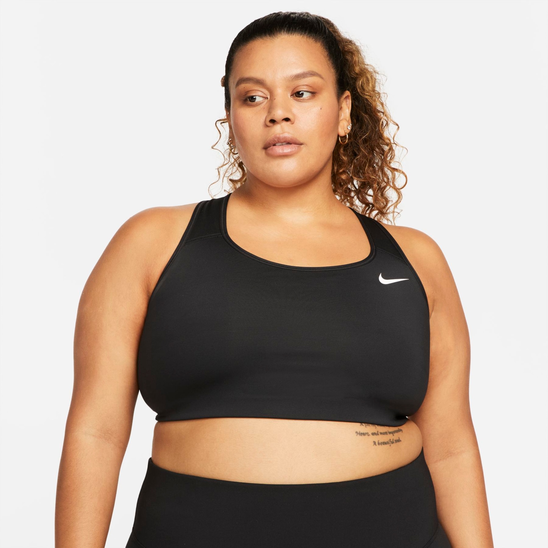 Plus Size - Top Nike Dri-FIT Swoosh Feminino - Foto 1