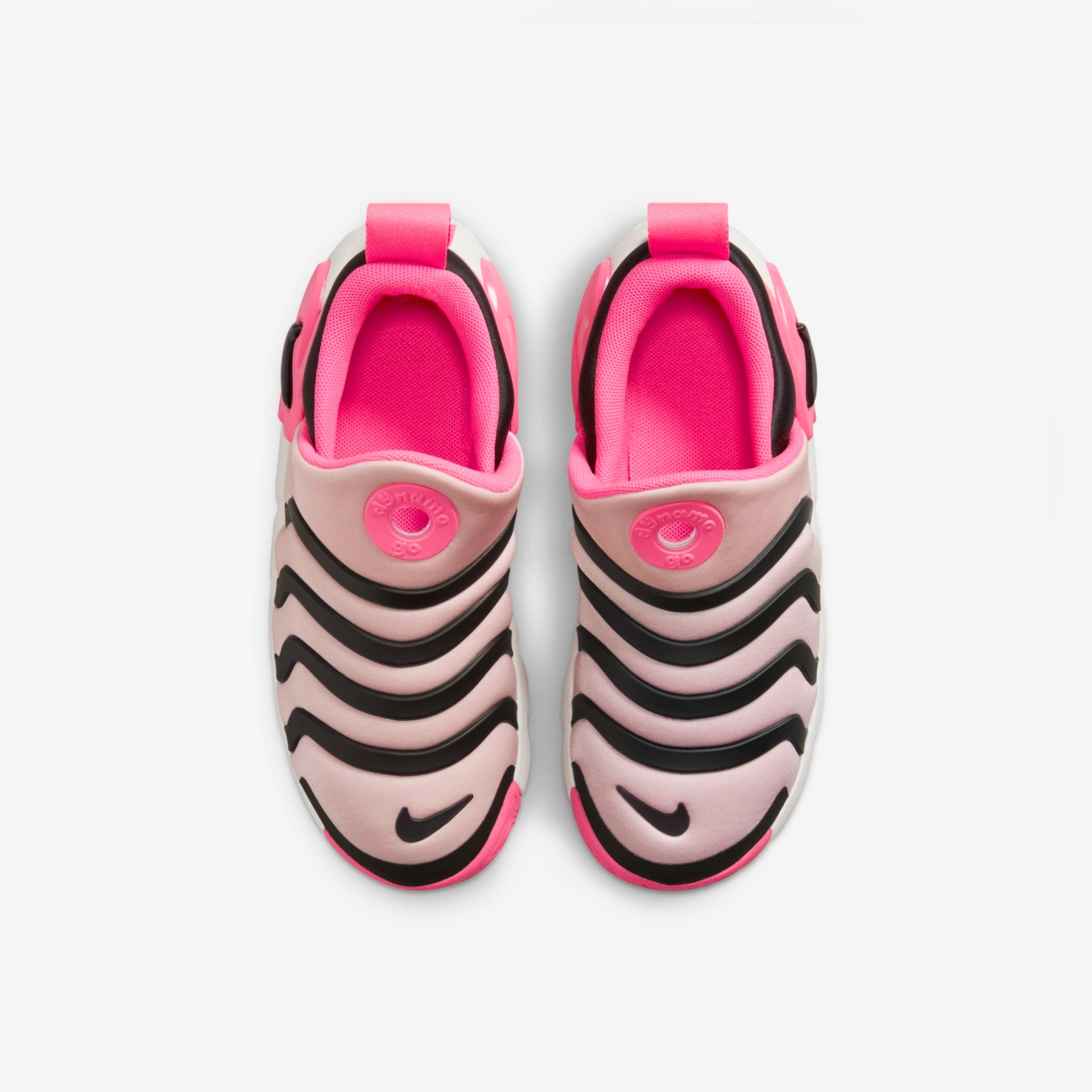 Tênis Nike Dynamo Go Infantil - Foto 4