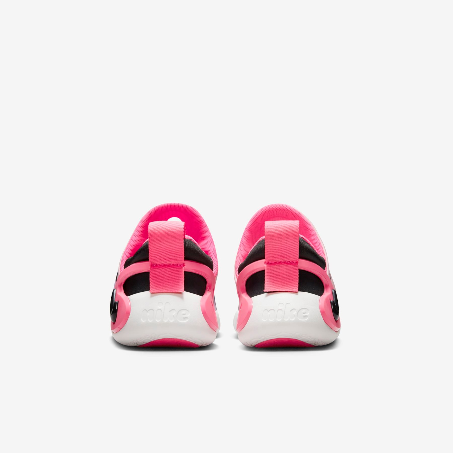 Tênis Nike Dynamo Go Infantil - Foto 6