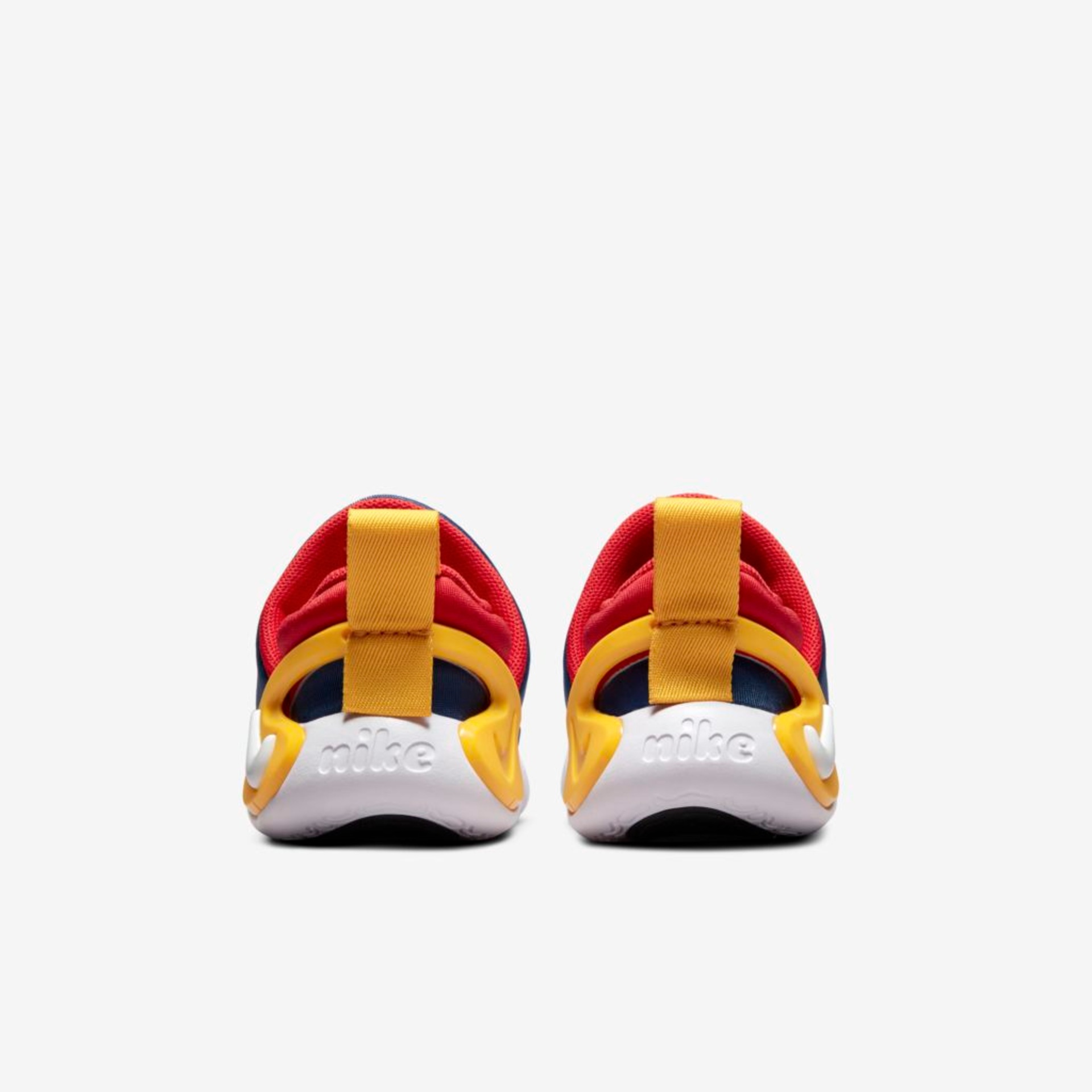 Tênis Nike Dynamo Go Infantil - Foto 6