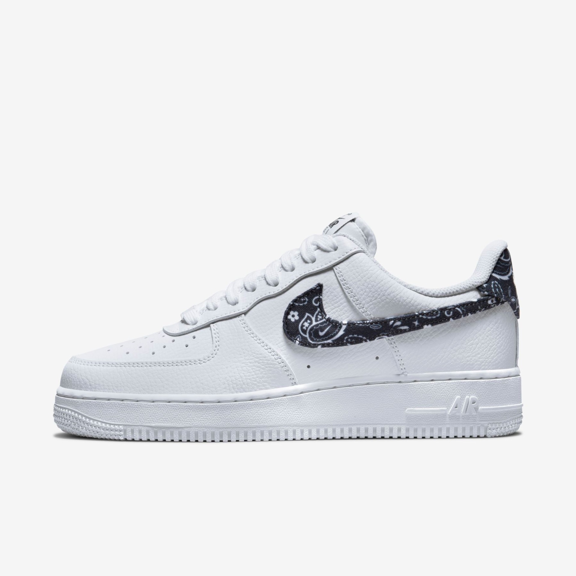 Tênis Nike Air Force 1 '07 Essential Feminino - Foto 1