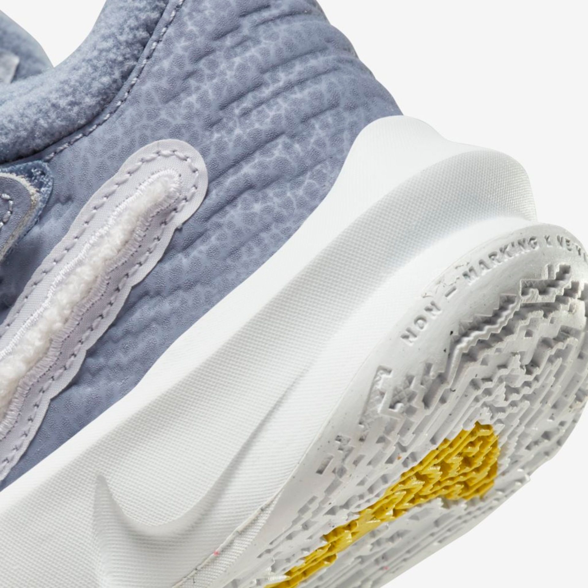 Tênis Nike Team Hustle D 10 Dream Infantil - Foto 8