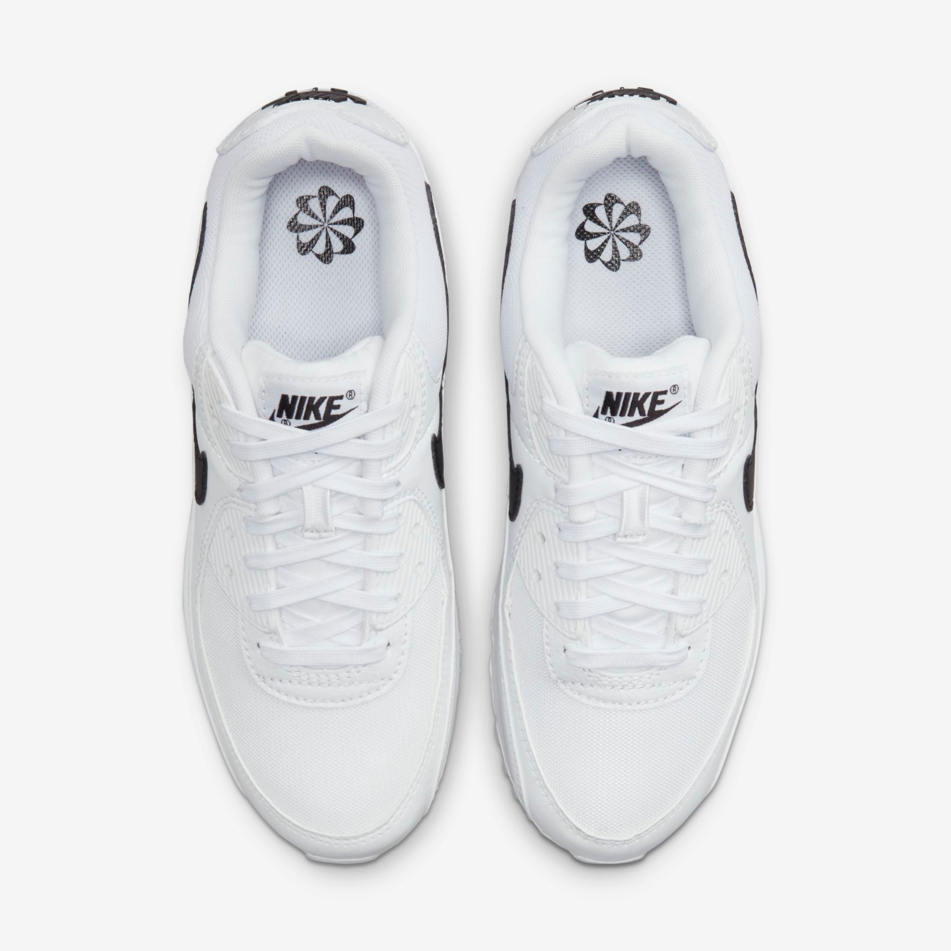 Tênis Nike Air Max 90 Feminino - Foto 4