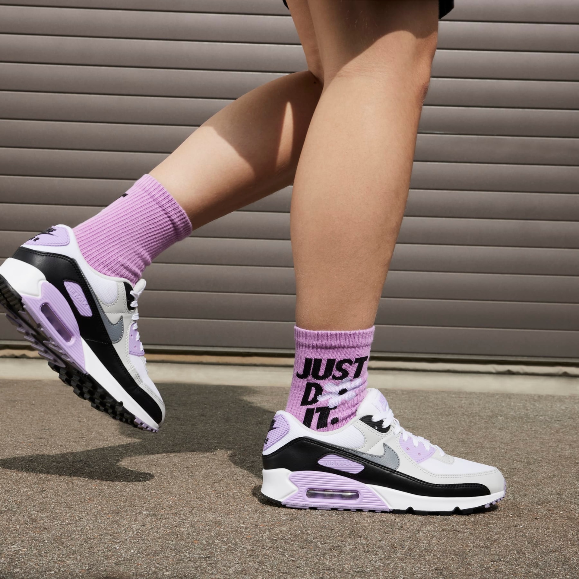 Tênis Nike Air Max 90 Feminino - Foto 9