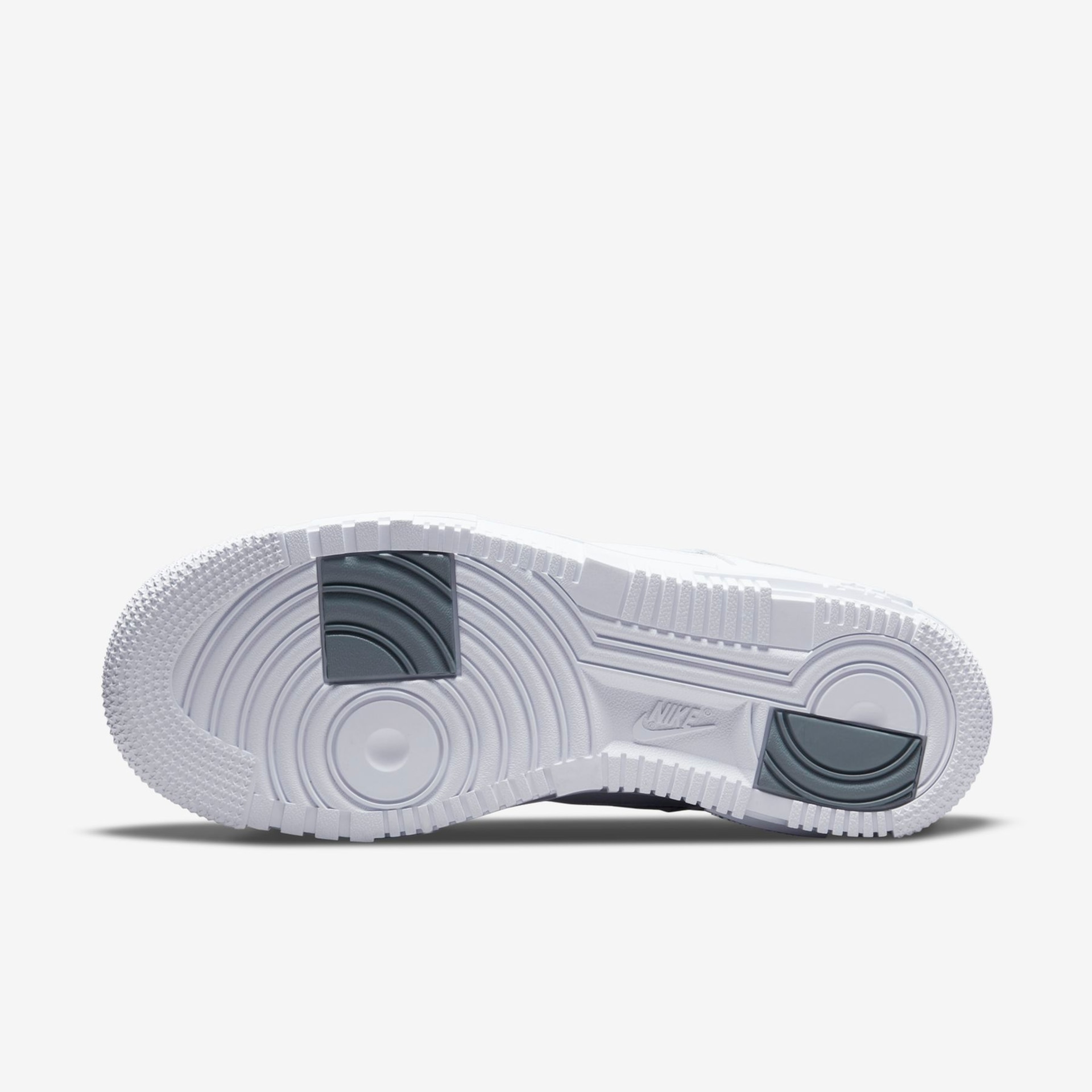 Tênis Nike Air Force 1 Pixel Feminino - Foto 2