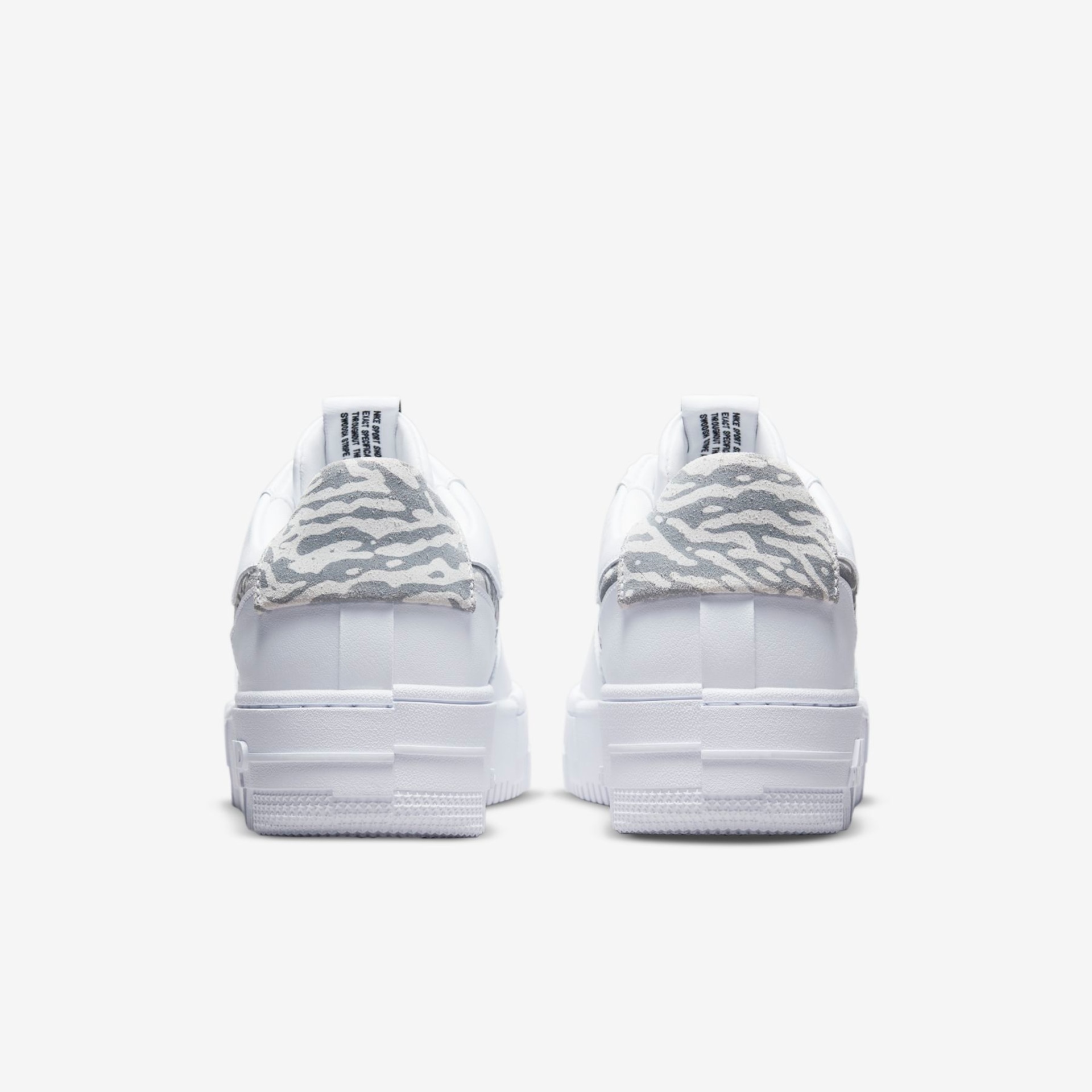 Tênis Nike Air Force 1 Pixel Feminino - Foto 6