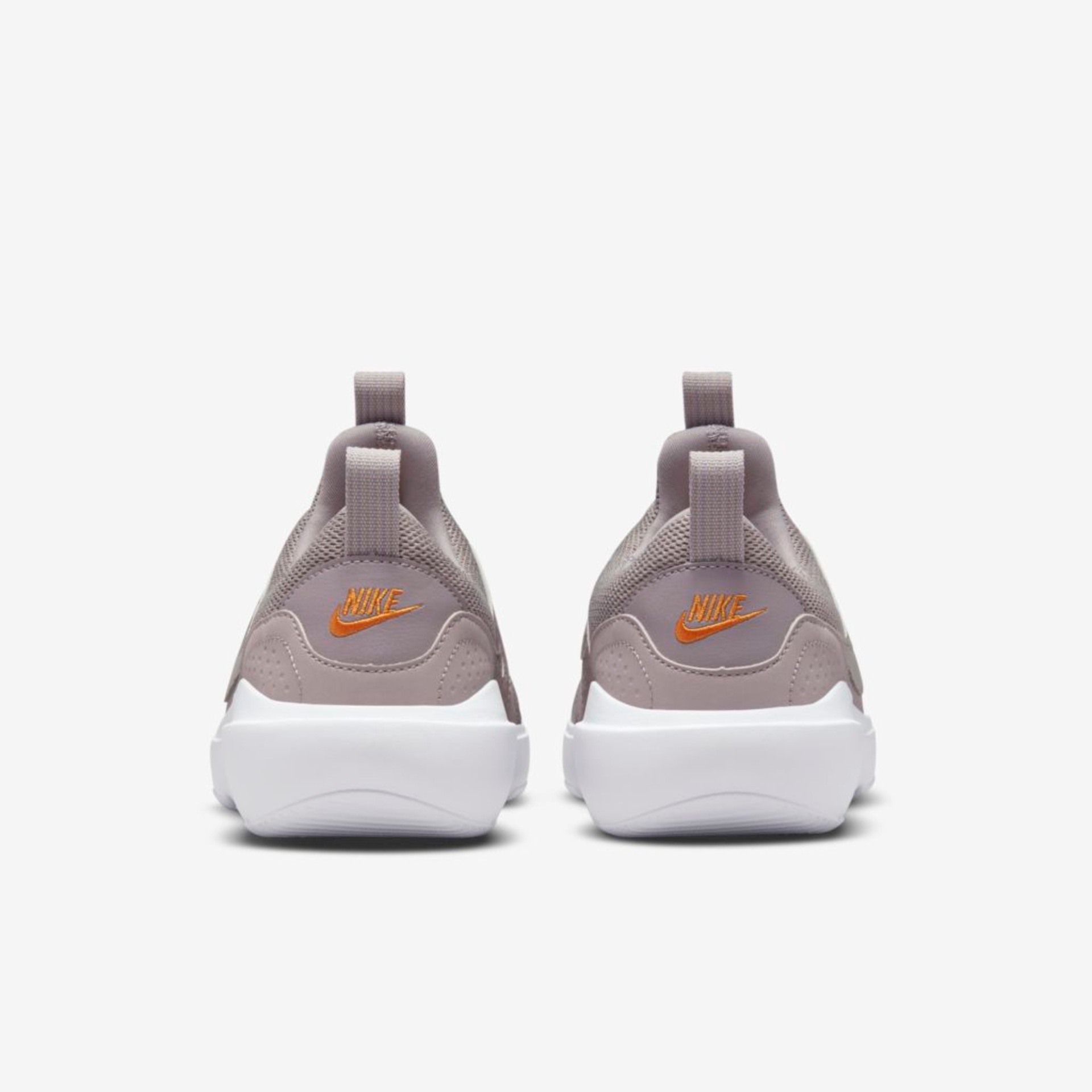 Tênis Nike AD Comfort Feminino - Foto 6