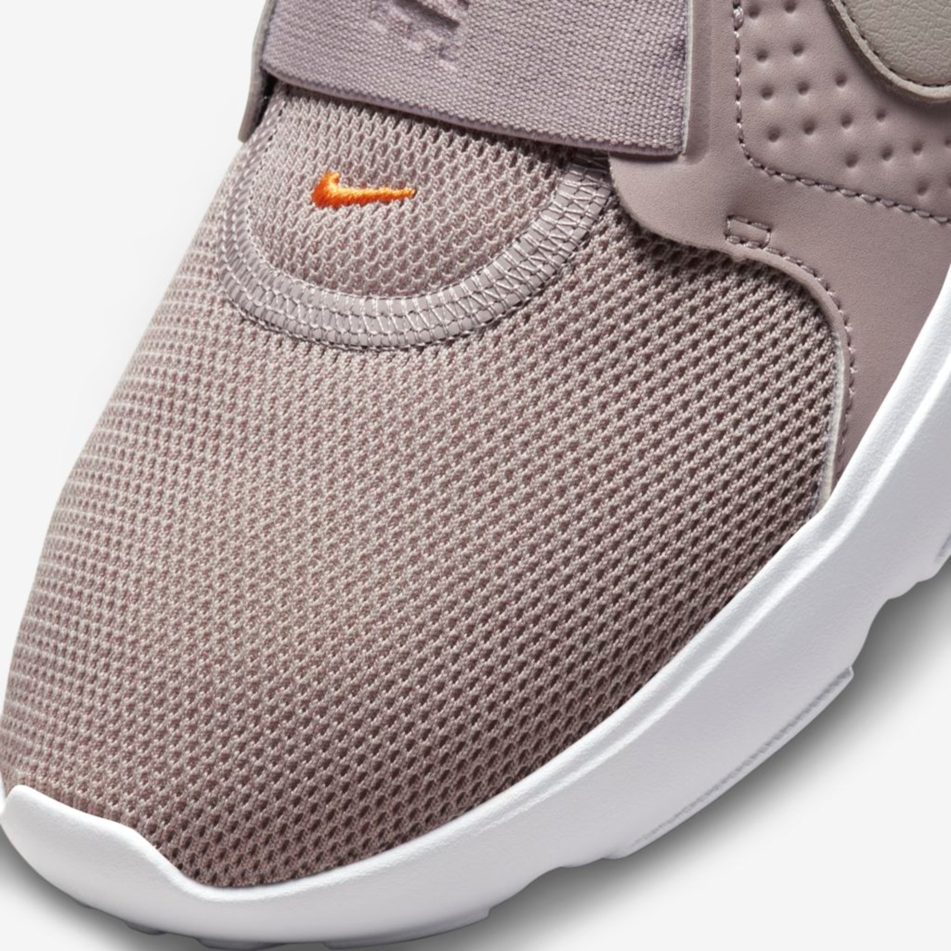 Tênis Nike AD Comfort Feminino - Foto 7