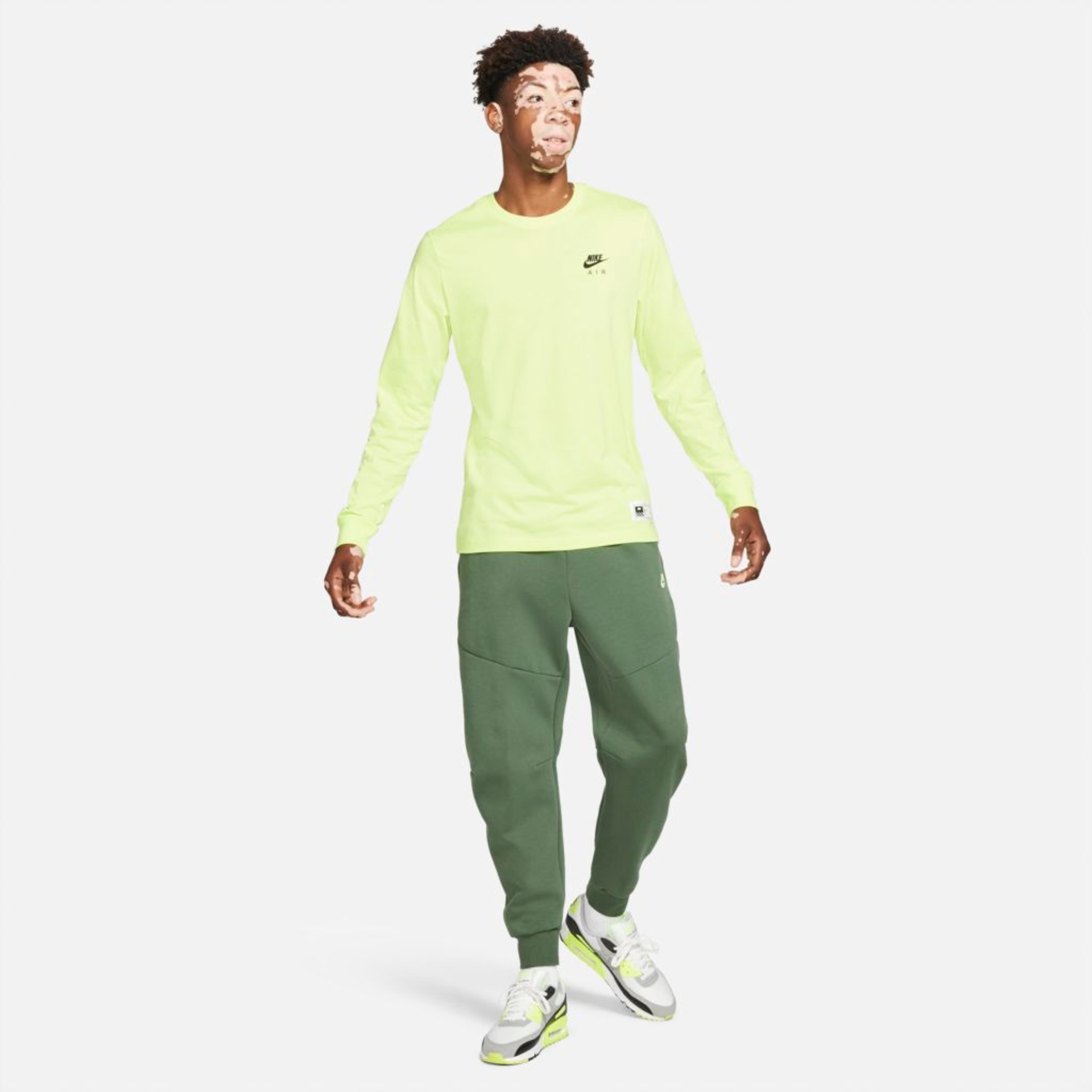 Camiseta Nike Sportswear Masculina - Foto 7