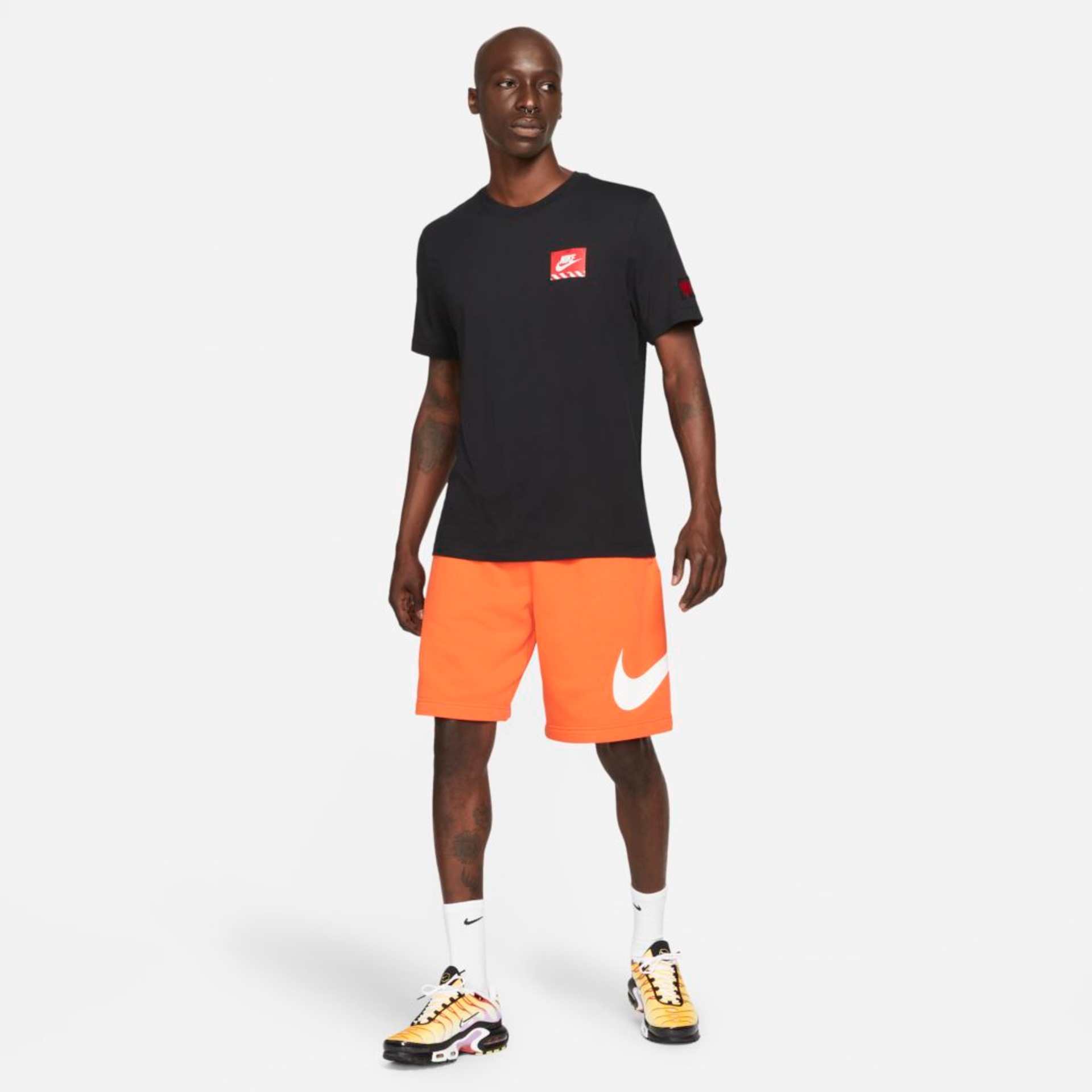 Camiseta Nike Sportswear Masculina - Foto 5