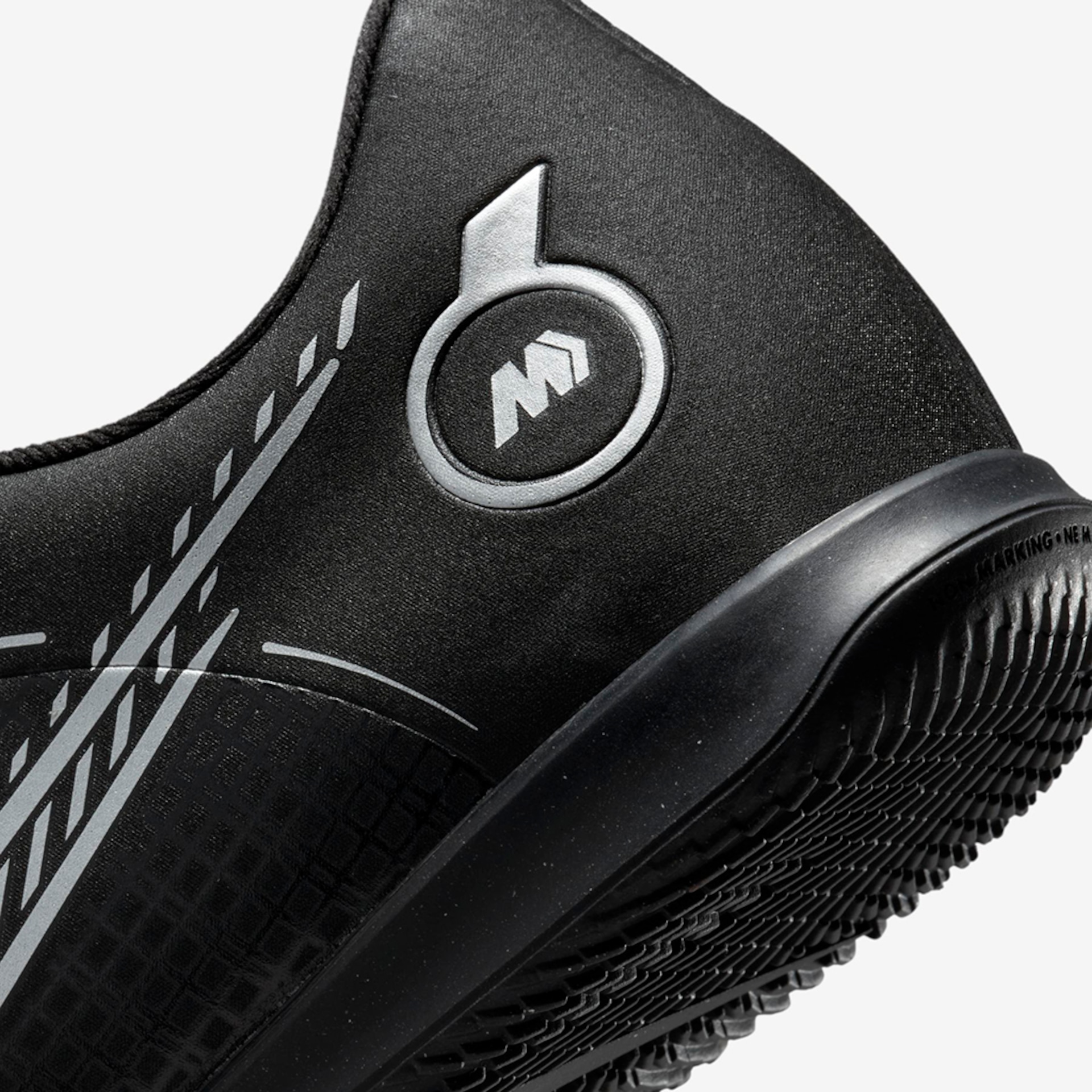 Chuteira Nike Mercurial Vapor 14 Club Futsal - Foto 8